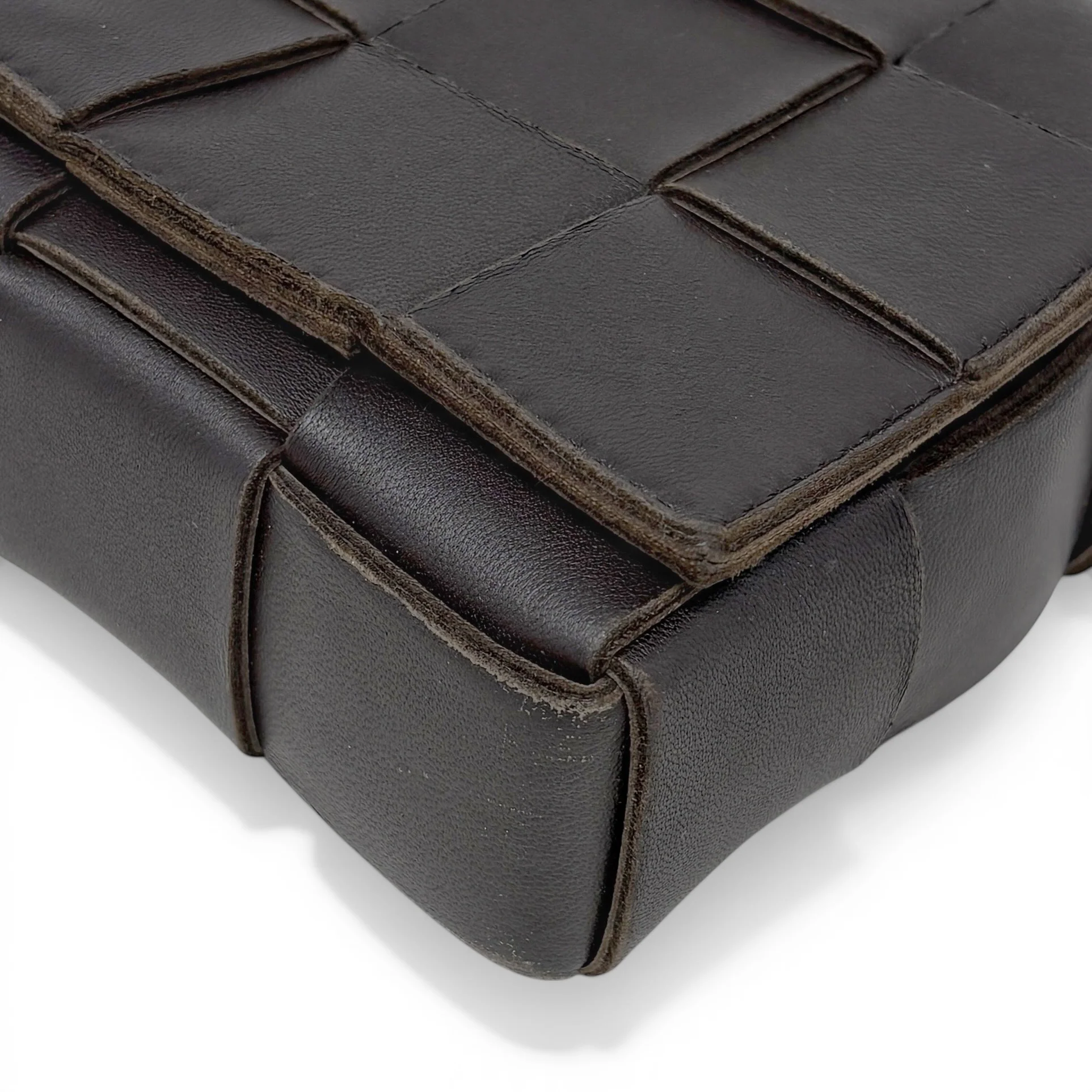 Bottega Veneta Dark Brown Cassette Bag - Image 10