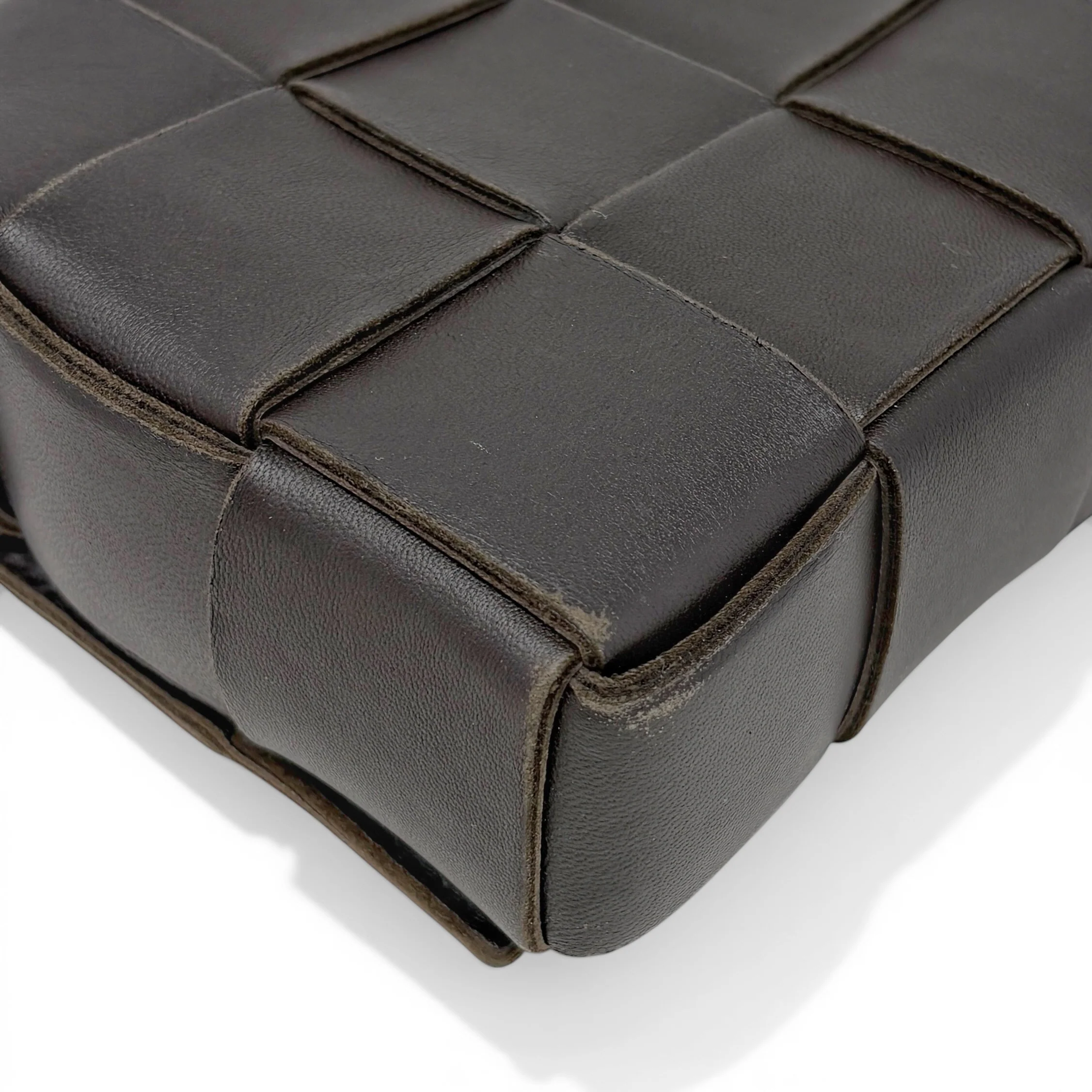 Bottega Veneta Dark Brown Cassette Bag - Image 11