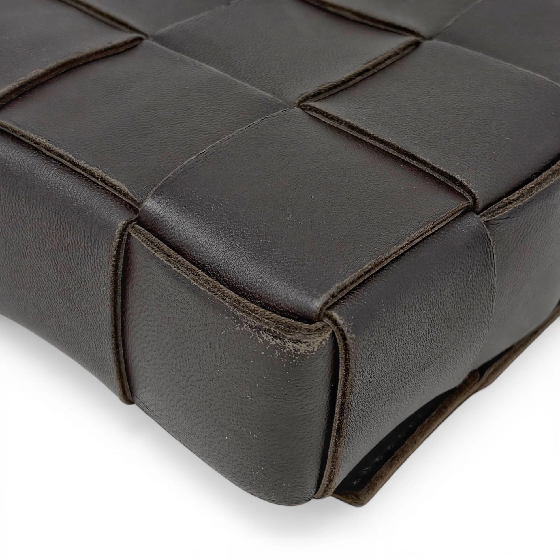 Bottega Veneta Dark Brown Cassette Bag - Image 12