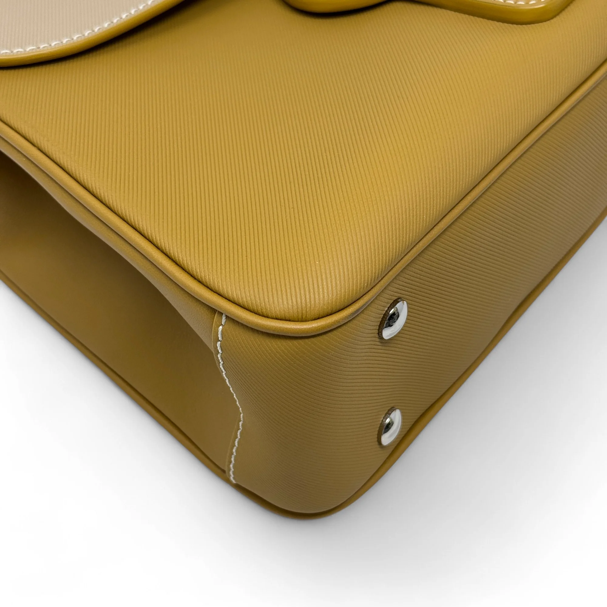 Burberry Ochre Medium Trench Top Handle Bag - Image 10