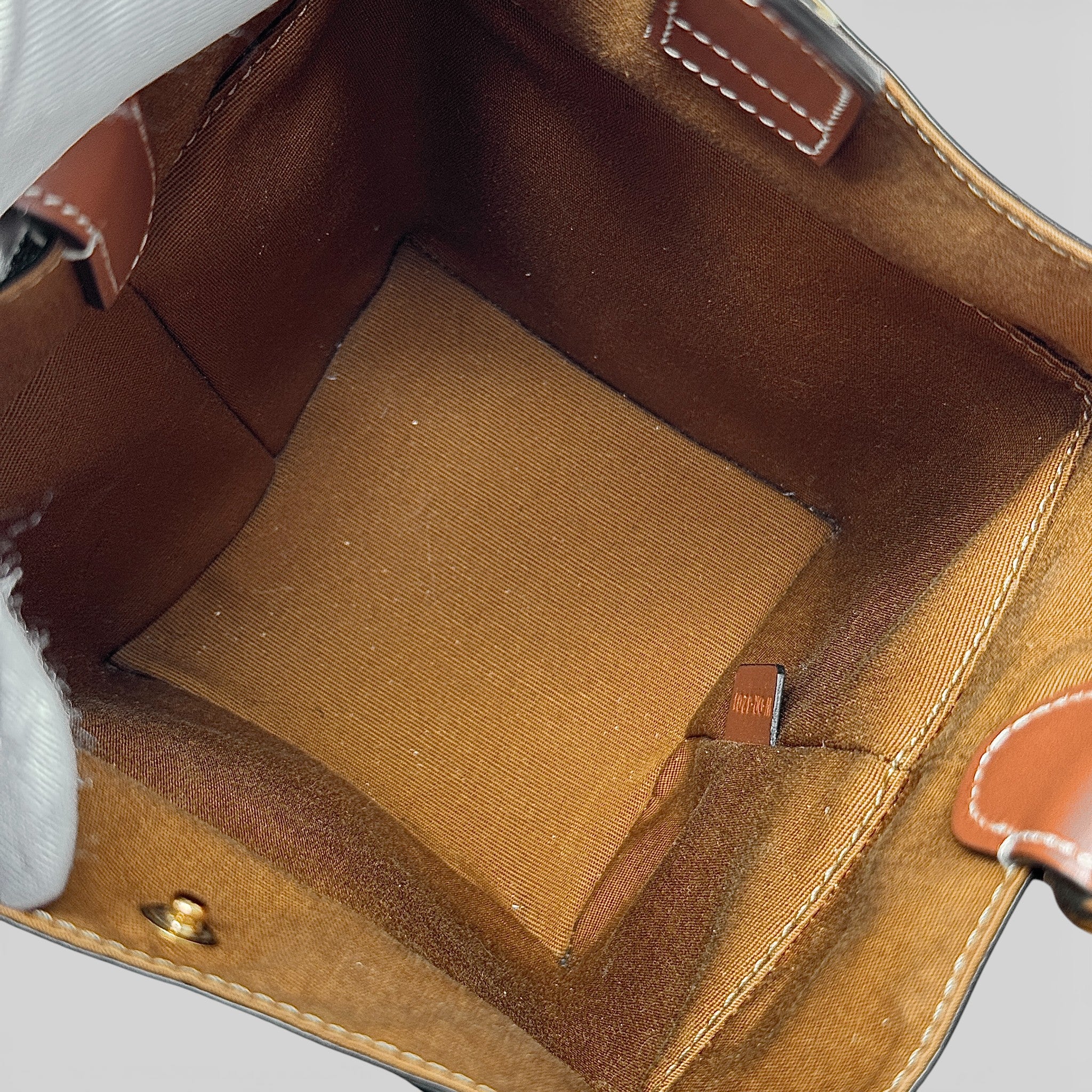 Celine Triomphe Strap Box Bag - Image 12