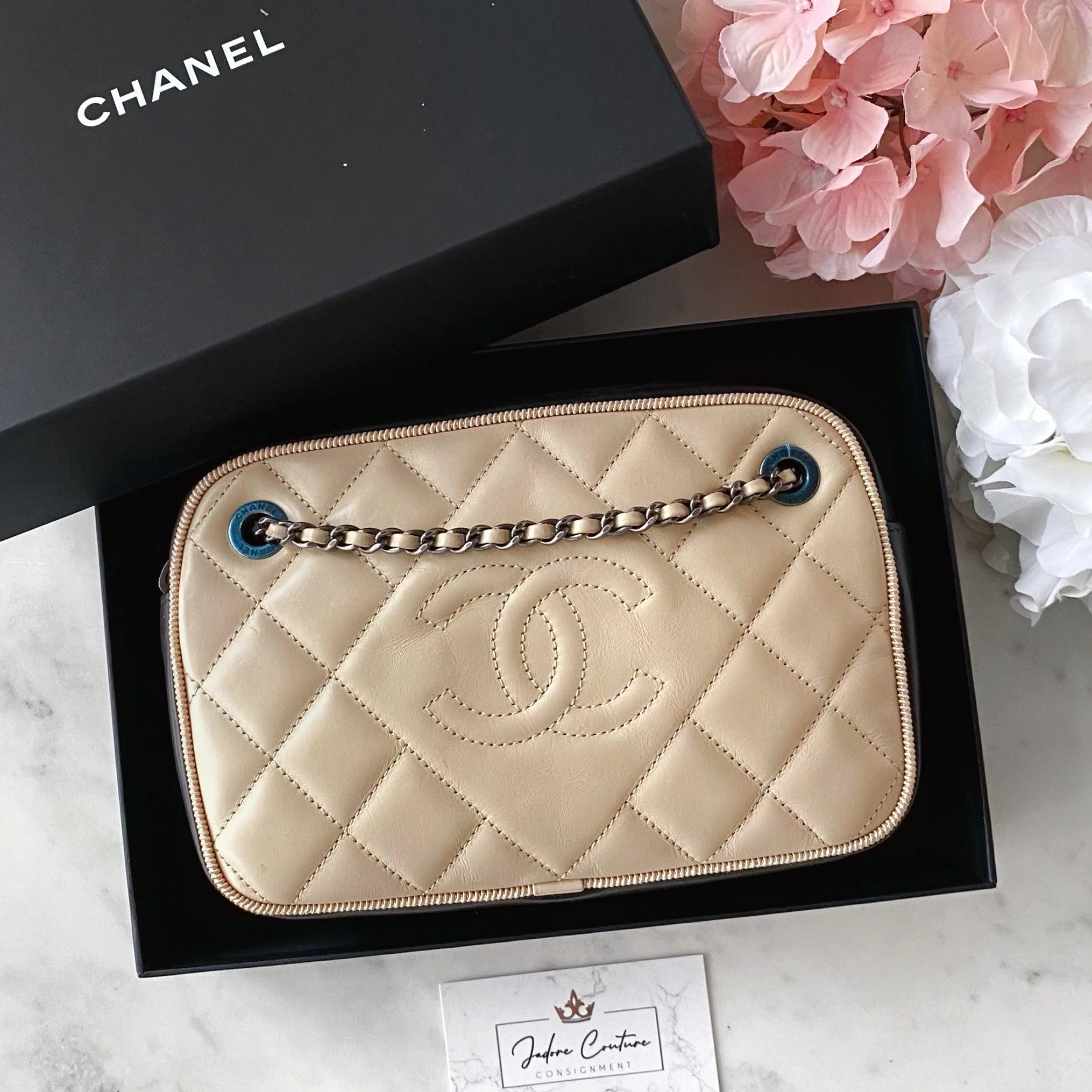 Chanel Beige Calfskin Small Ballerine Camera Bag - Image 11