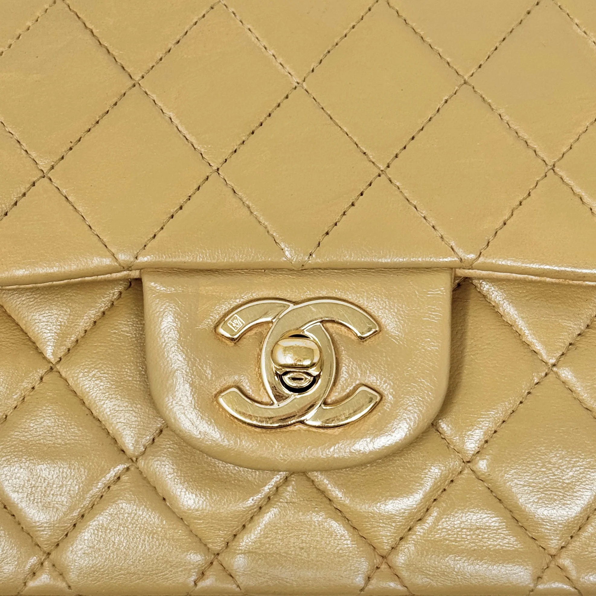 Chanel Beige Medium Vintage Classic Flap - Image 10