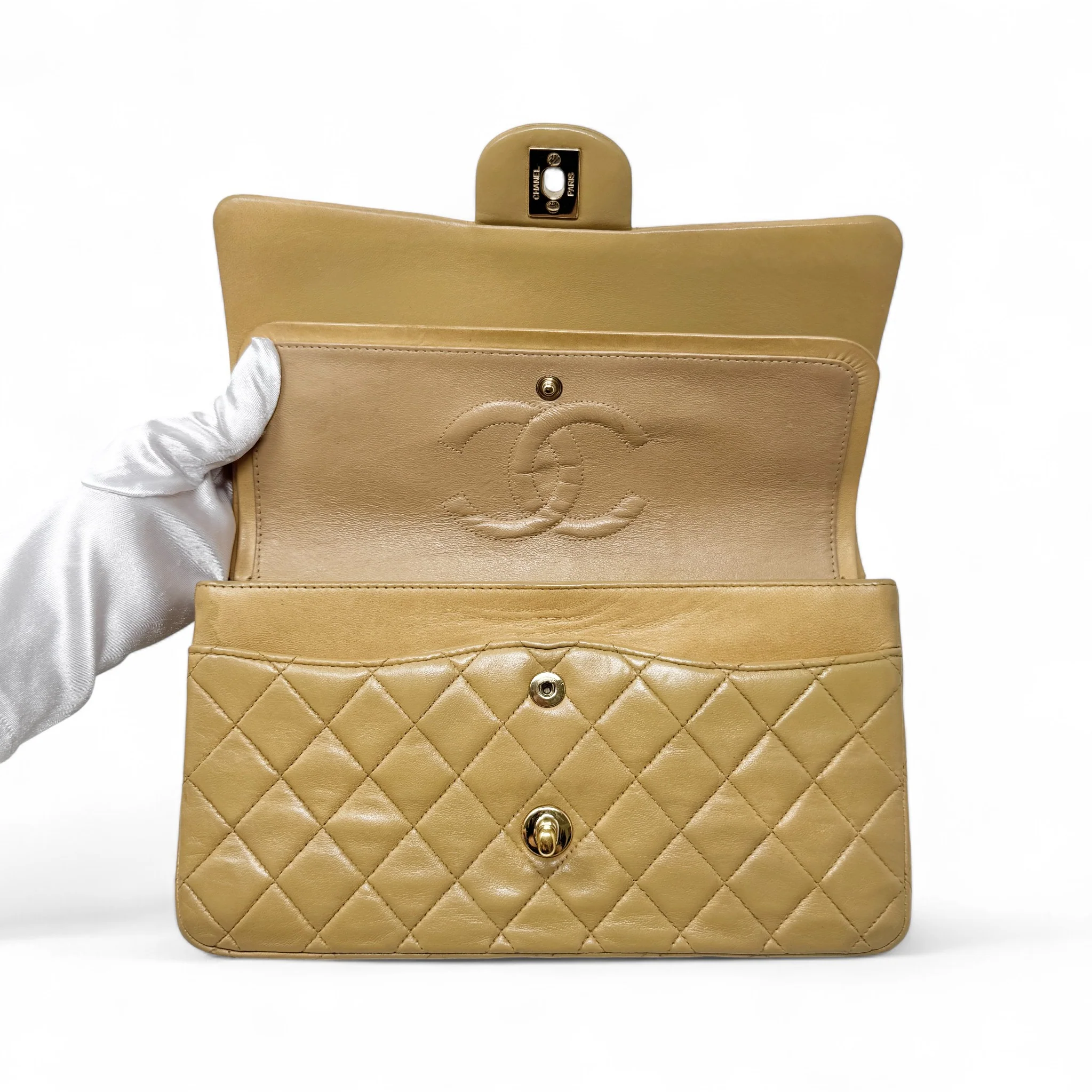 Chanel Beige Medium Vintage Classic Flap - Image 12