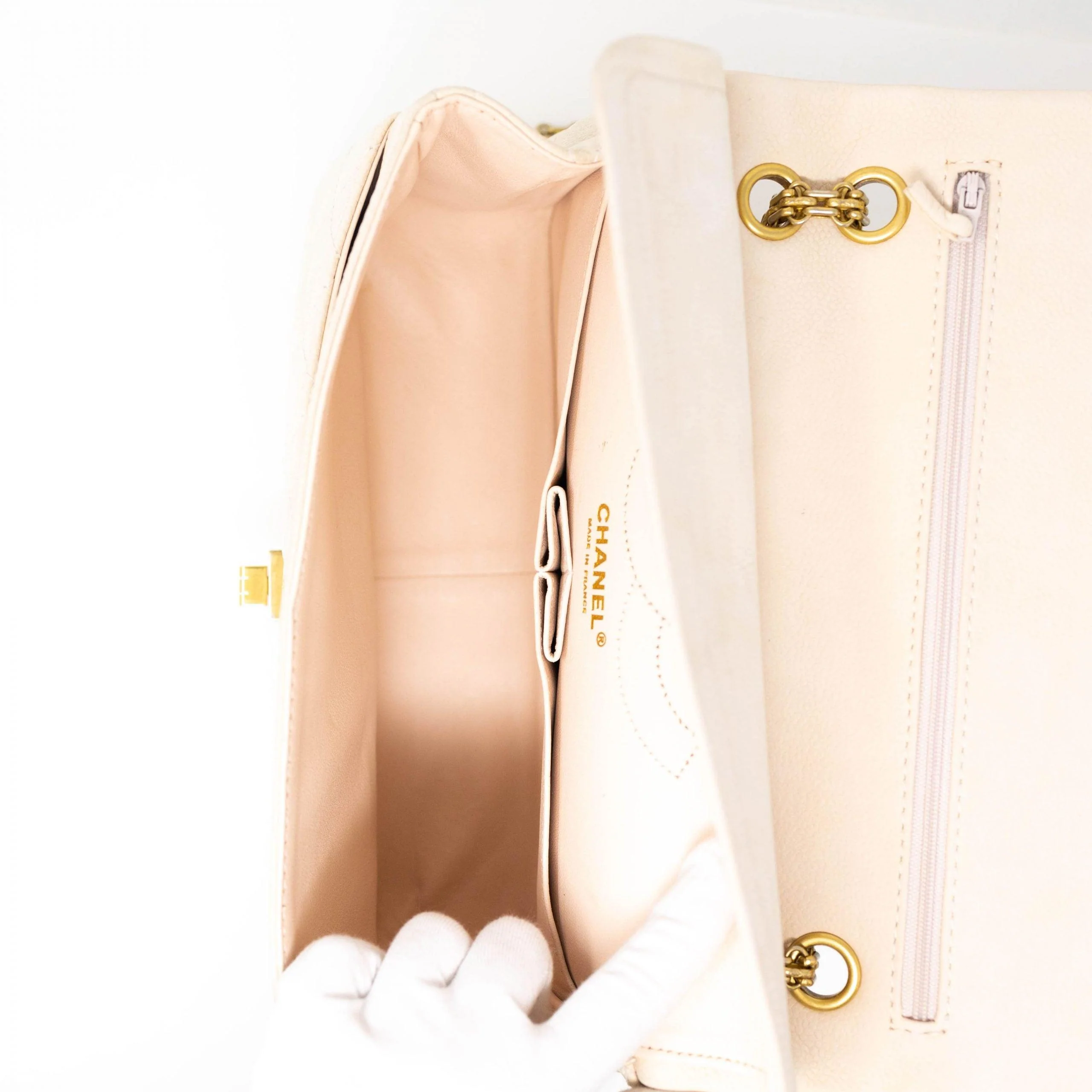 Chanel Beige 2.55 Reissue 226 - Image 12
