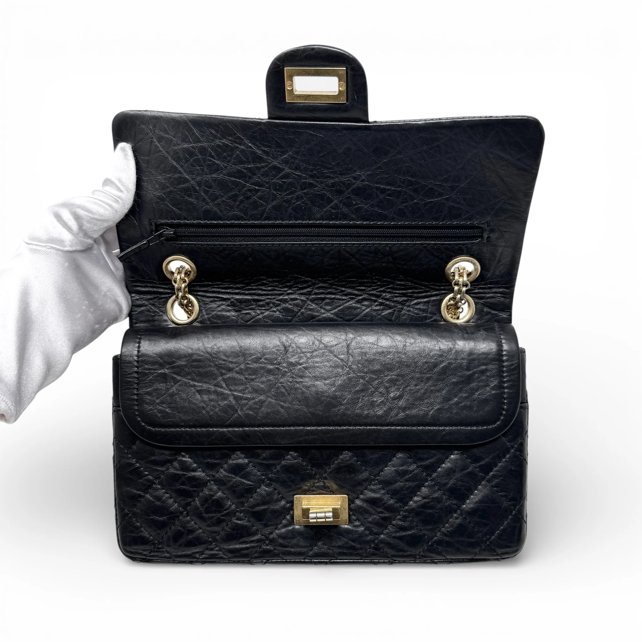 Chanel Black Calfskin 2.55 Reissue 225 - Image 6
