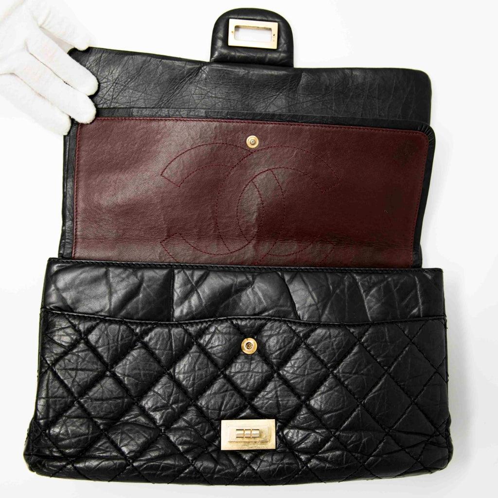 Chanel Black Calfskin 2.55 Reissue 227 - Image 12