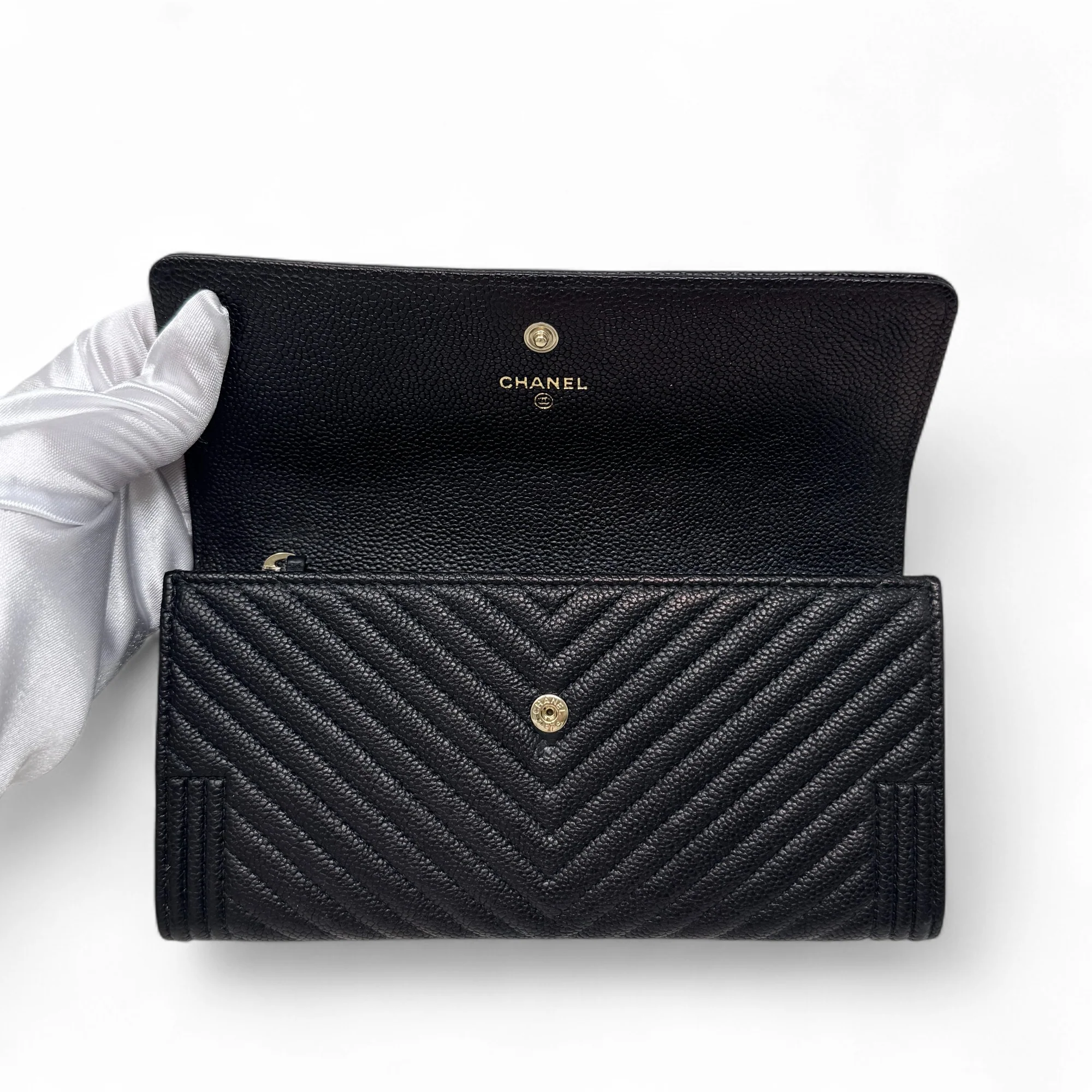 Chanel Black Caviar Long Boy Wallet - Image 8