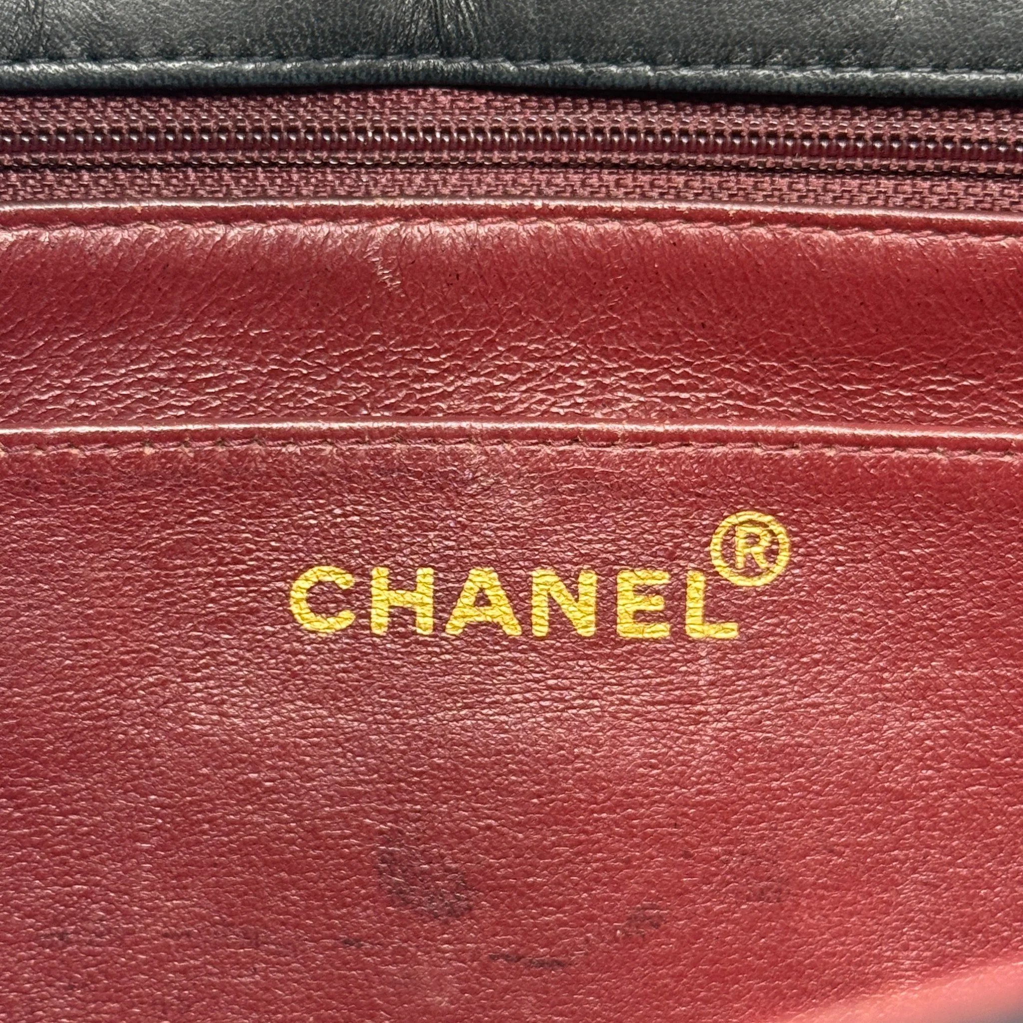 Chanel Black Chevron Vintage Top Handle Bag - Image 14