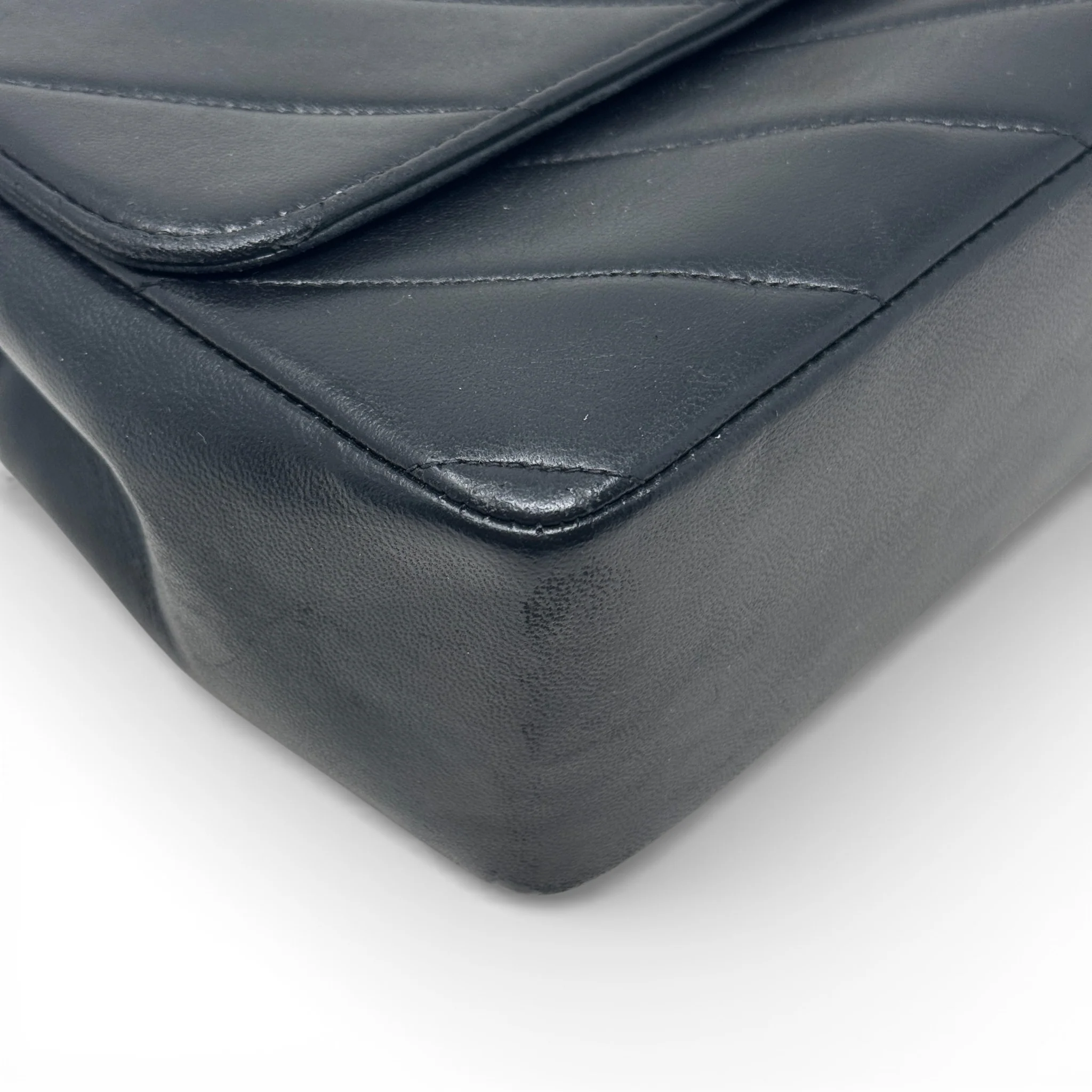 Chanel Black Chevron Vintage Top Handle Bag - Image 7
