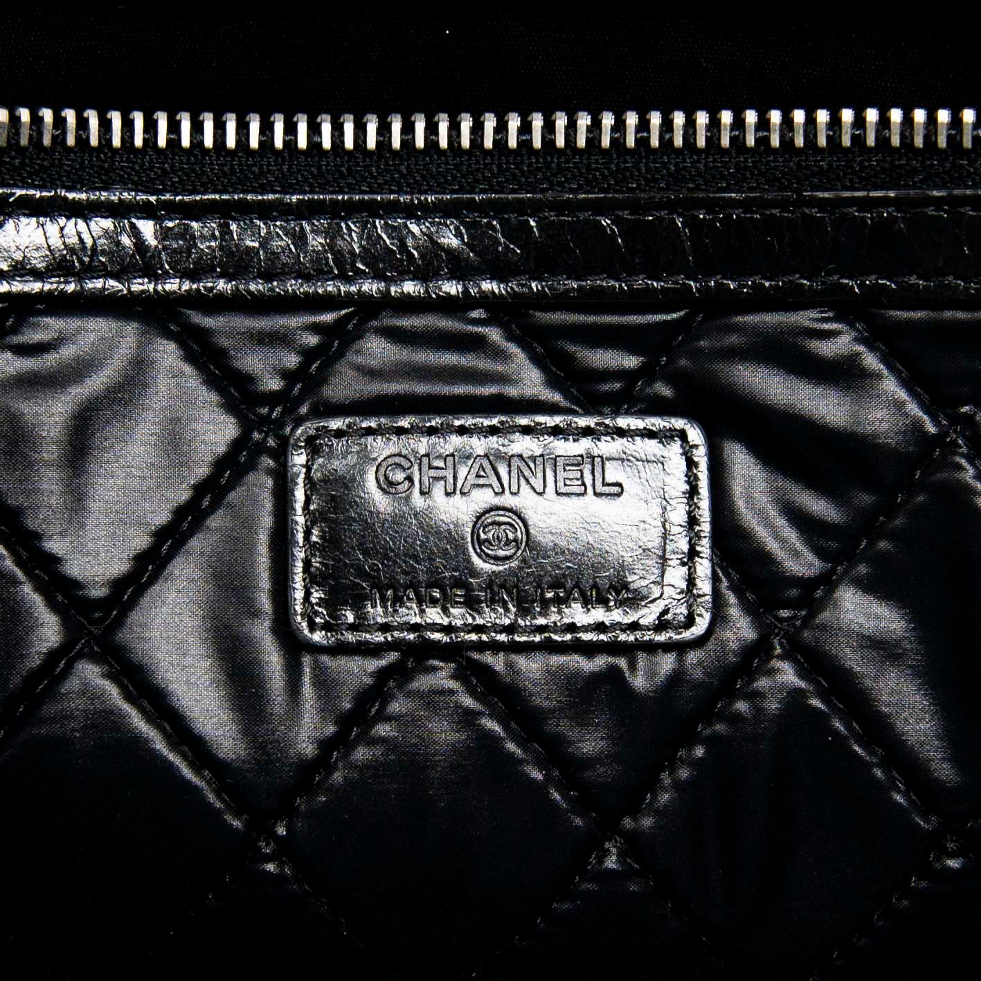 Chanel Black Feministe Mais Feminine Clutch - Image 8