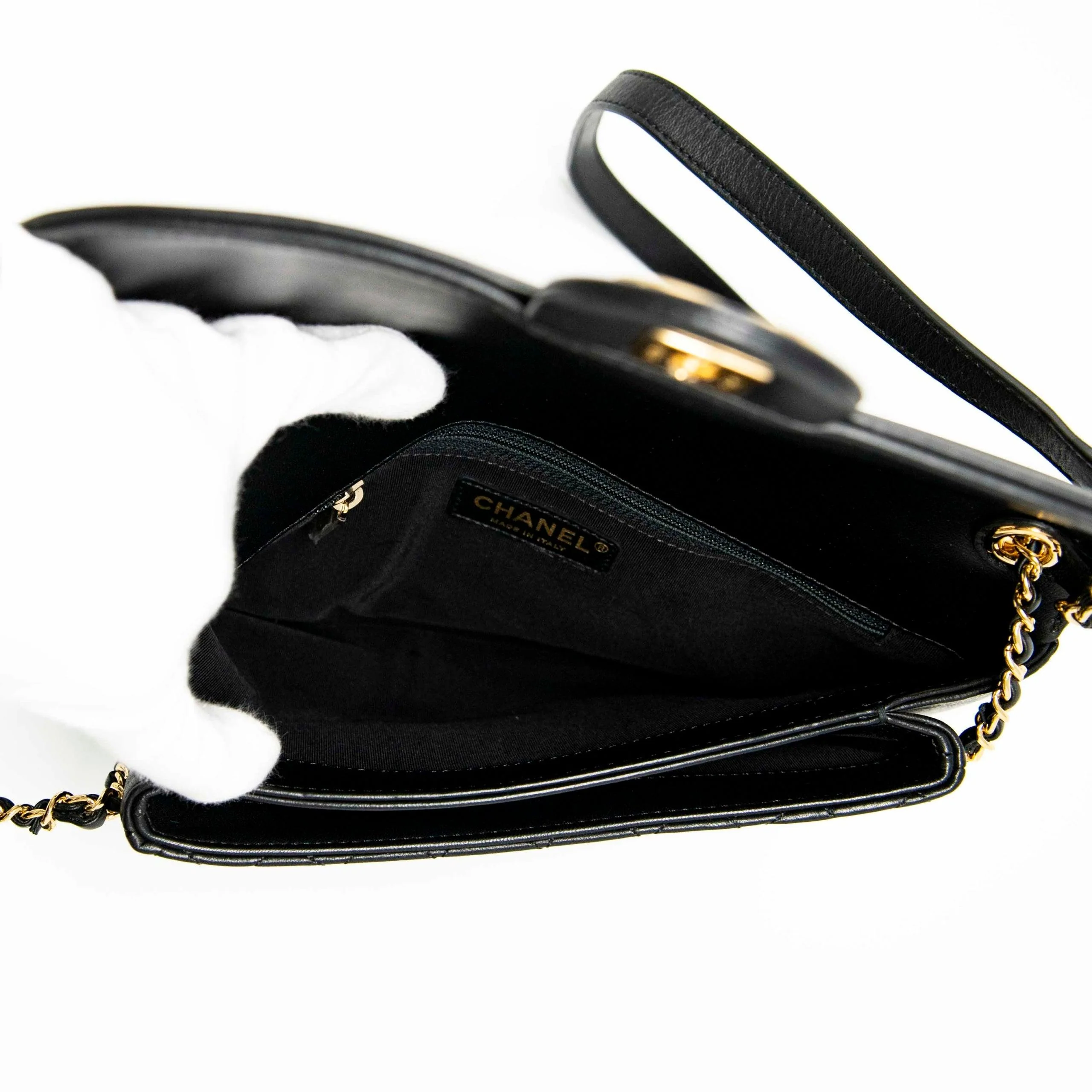 Chanel Black Unchained Flap - Image 11