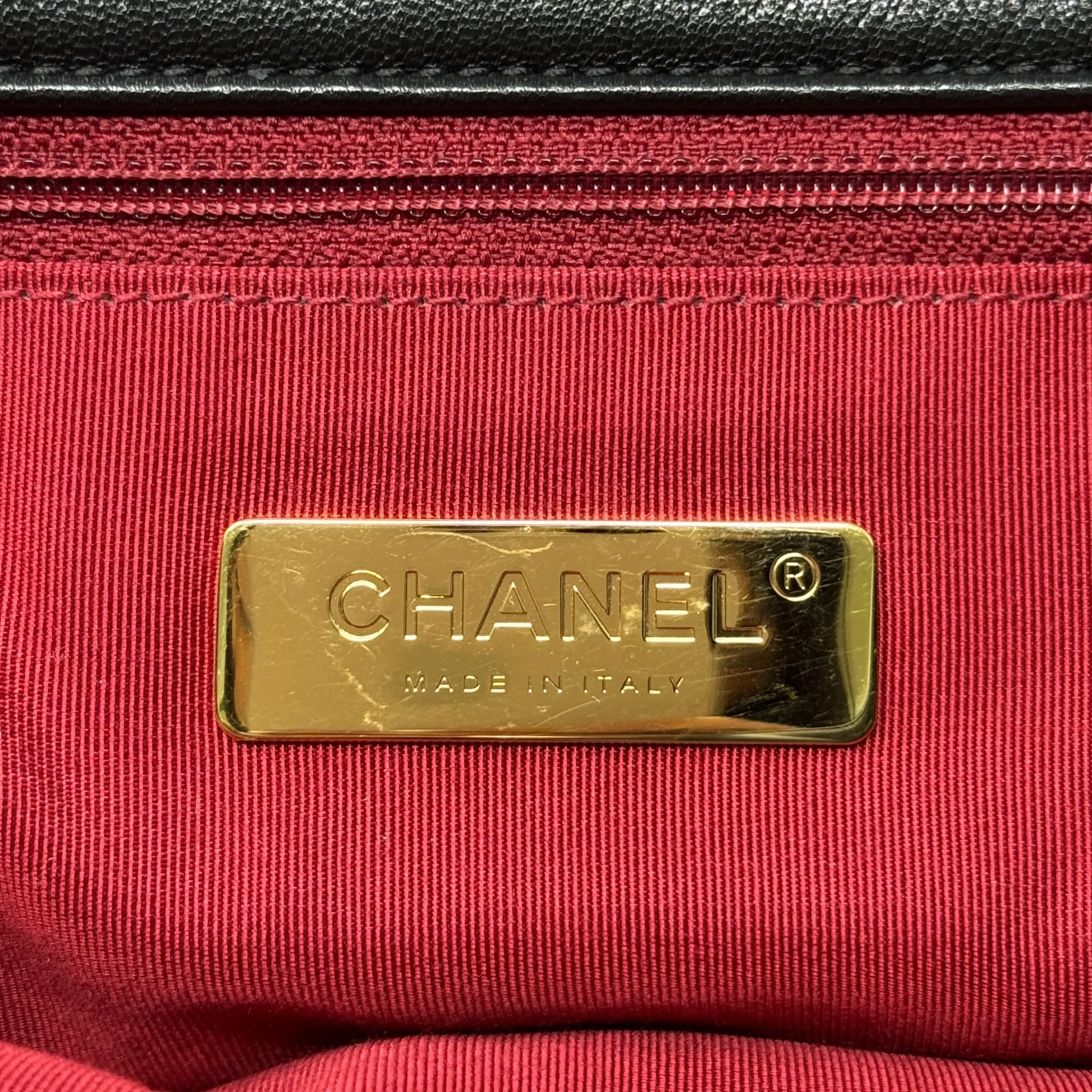 Chanel Black Maxi 19 Flap - Image 13