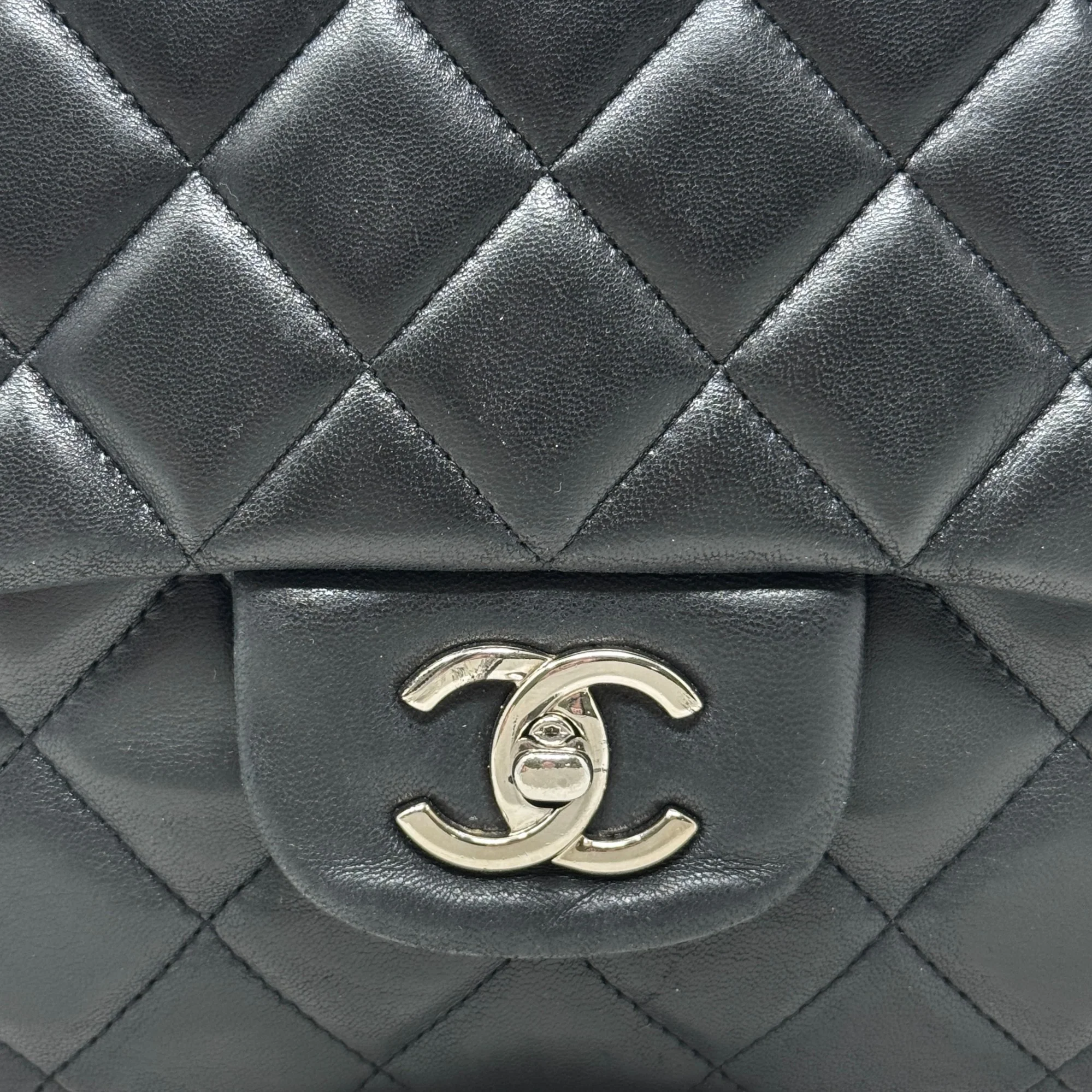 Chanel Black Maxi Classic Flap - Image 10