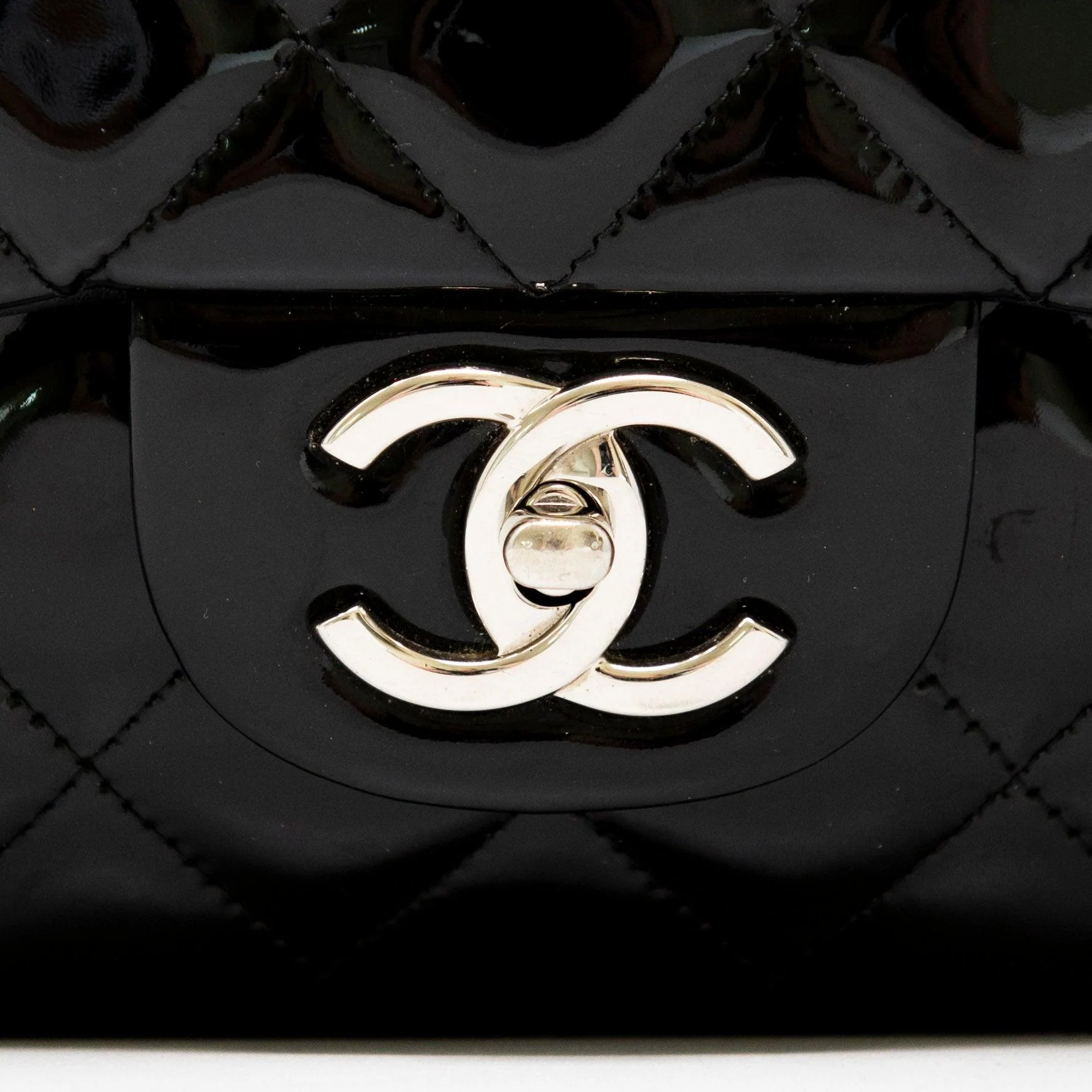Chanel Black Maxi Classic Flap - Image 10