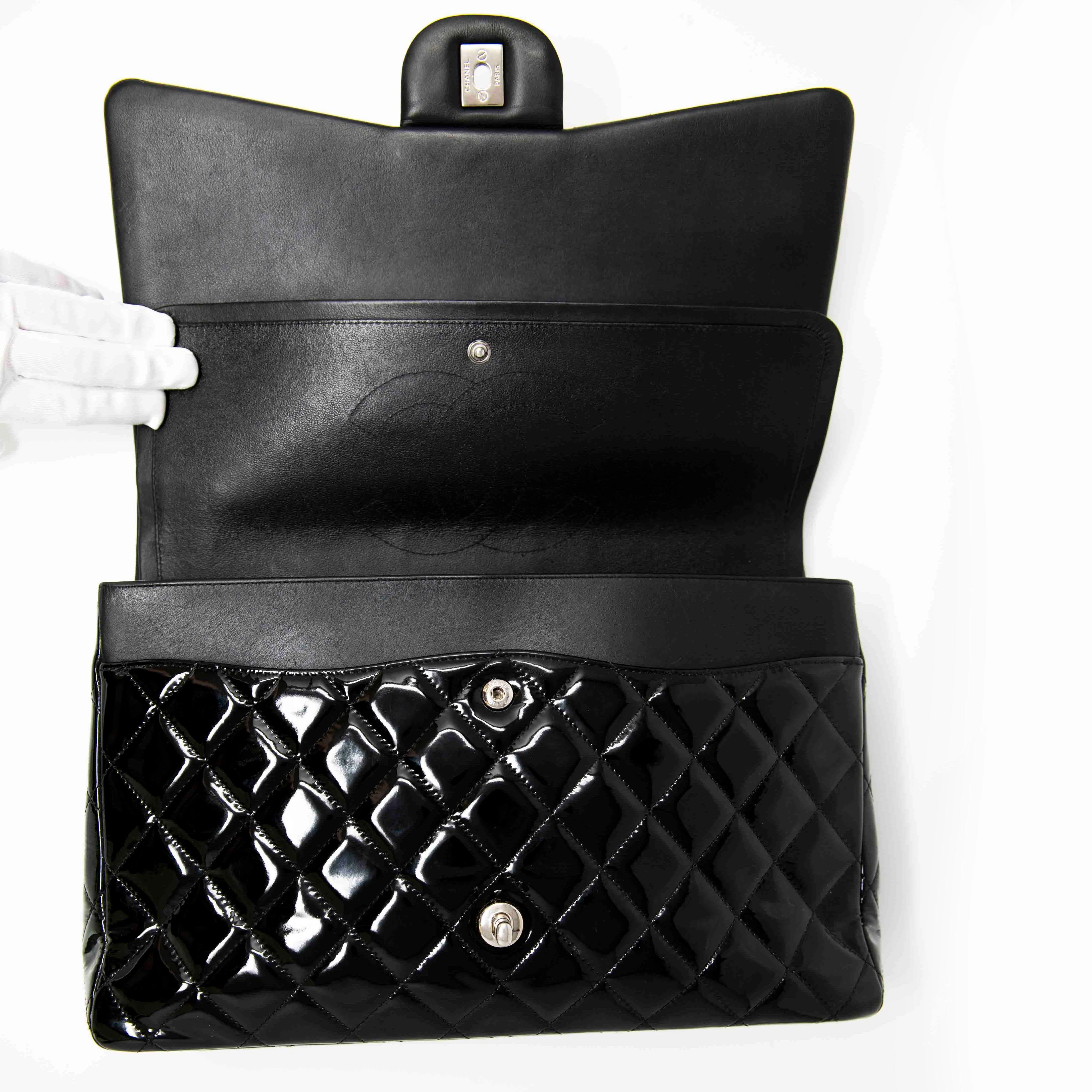 Chanel Black Maxi Classic Flap - Image 12