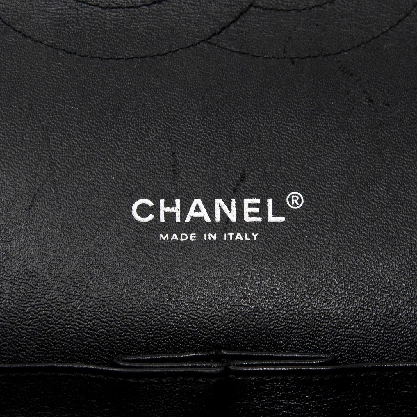 Chanel Black Maxi Classic Flap - Image 15