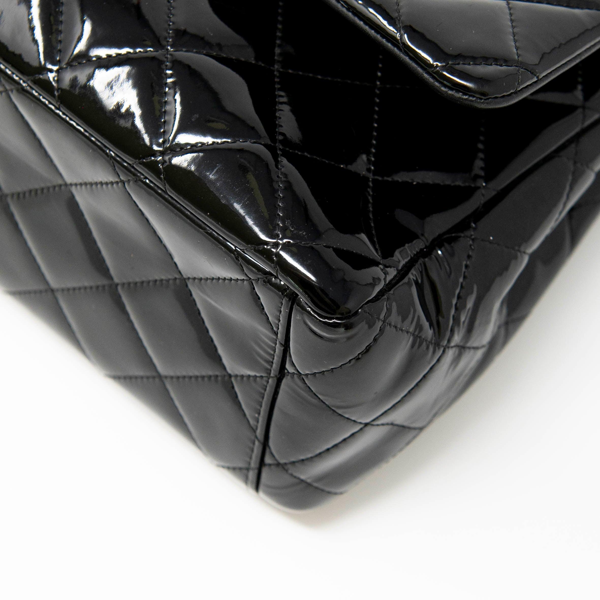 Chanel Black Maxi Classic Flap - Image 6