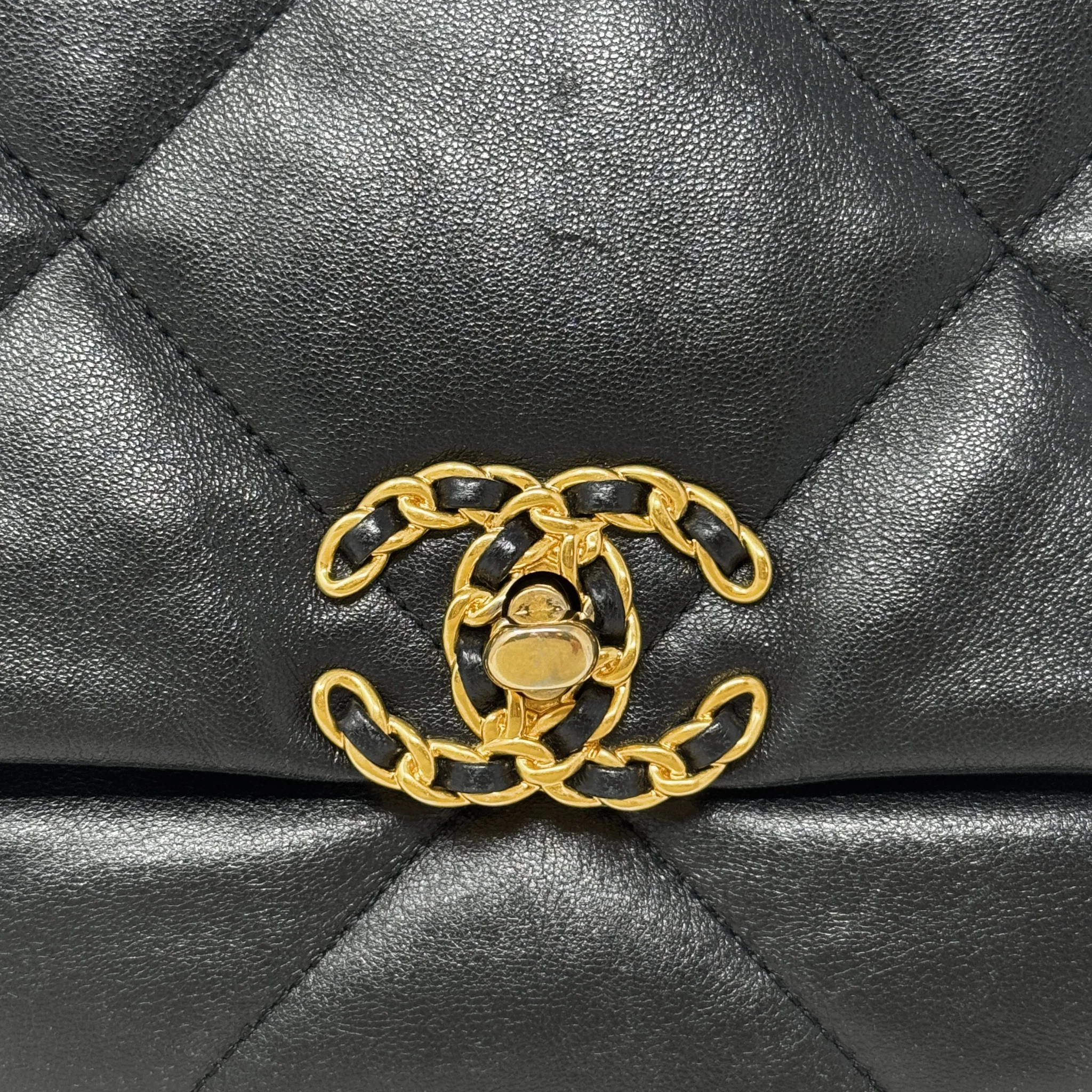 Chanel Black Medium 19 Flap - Image 10