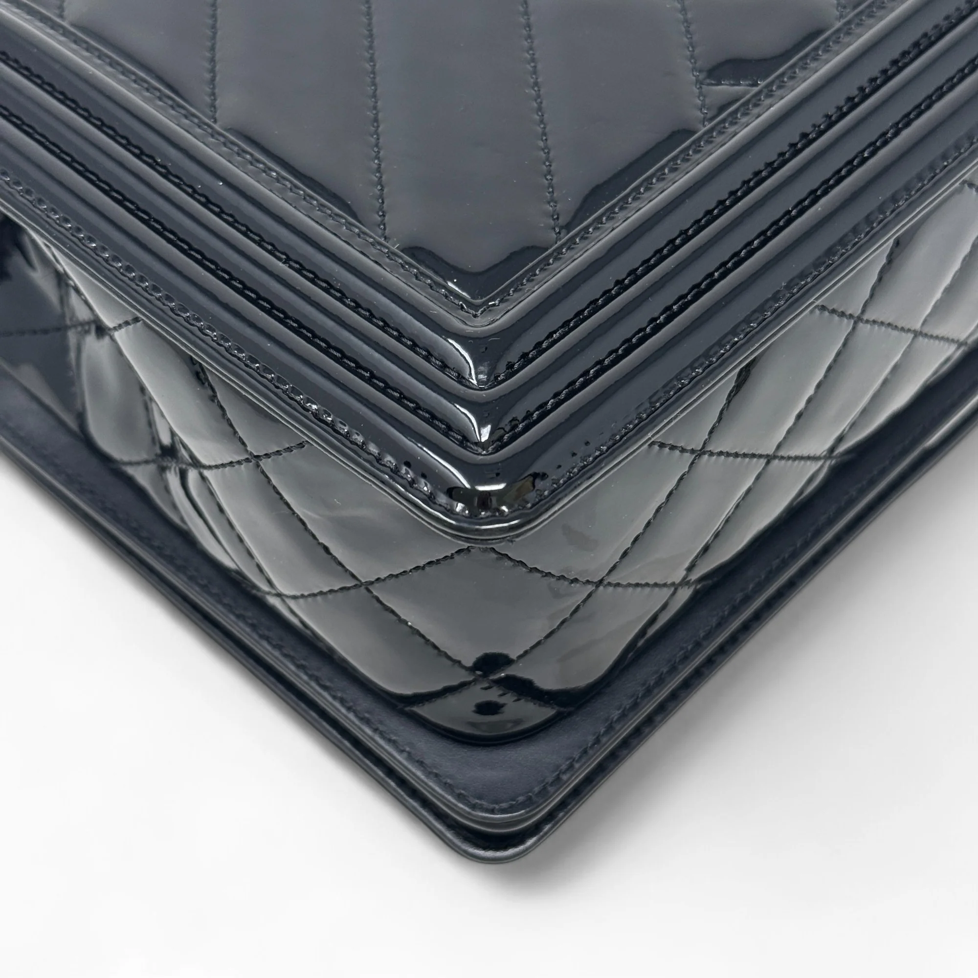 Chanel Black Patent Medium Boy Bag - Image 10
