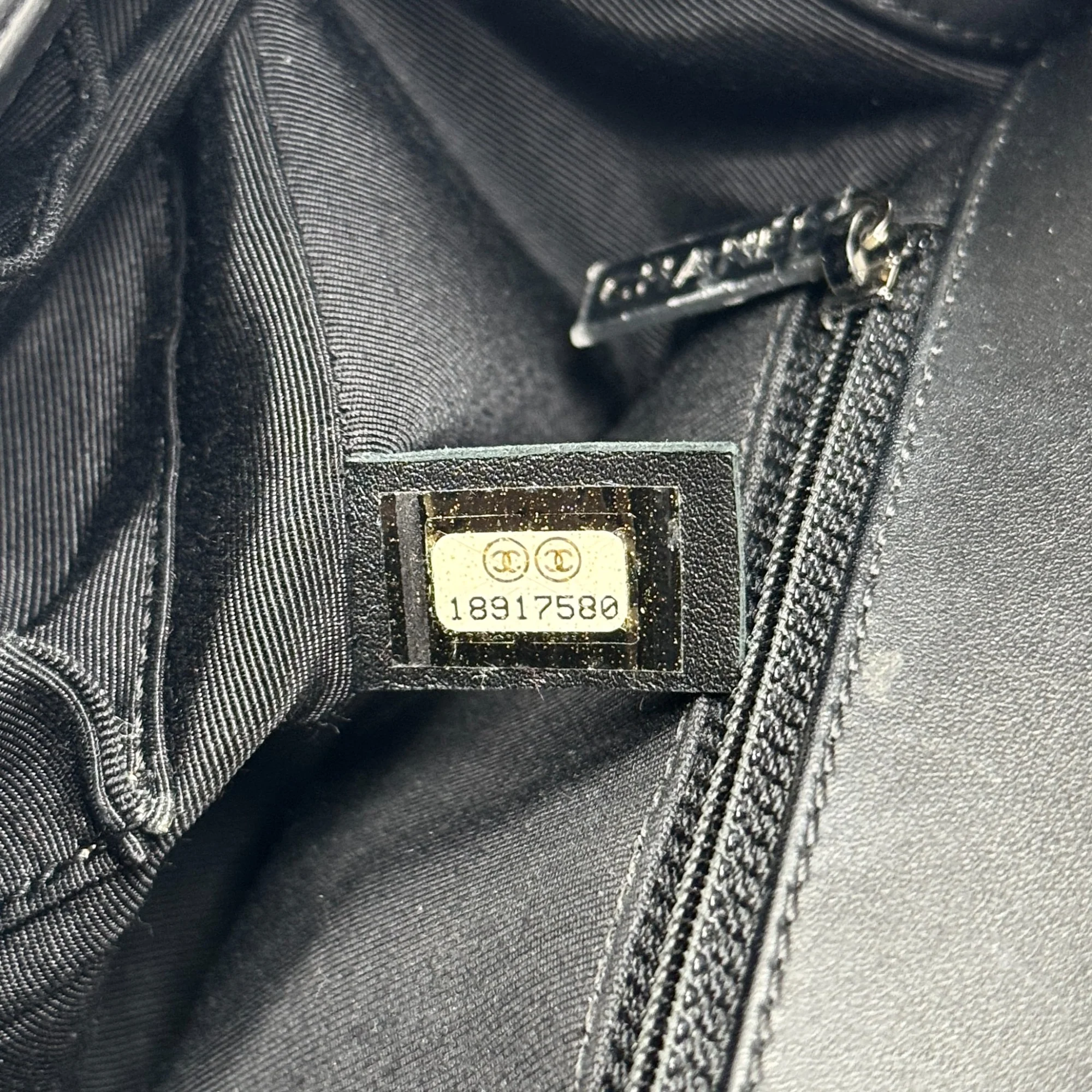 Chanel Black Patent Medium Boy Bag - Image 14
