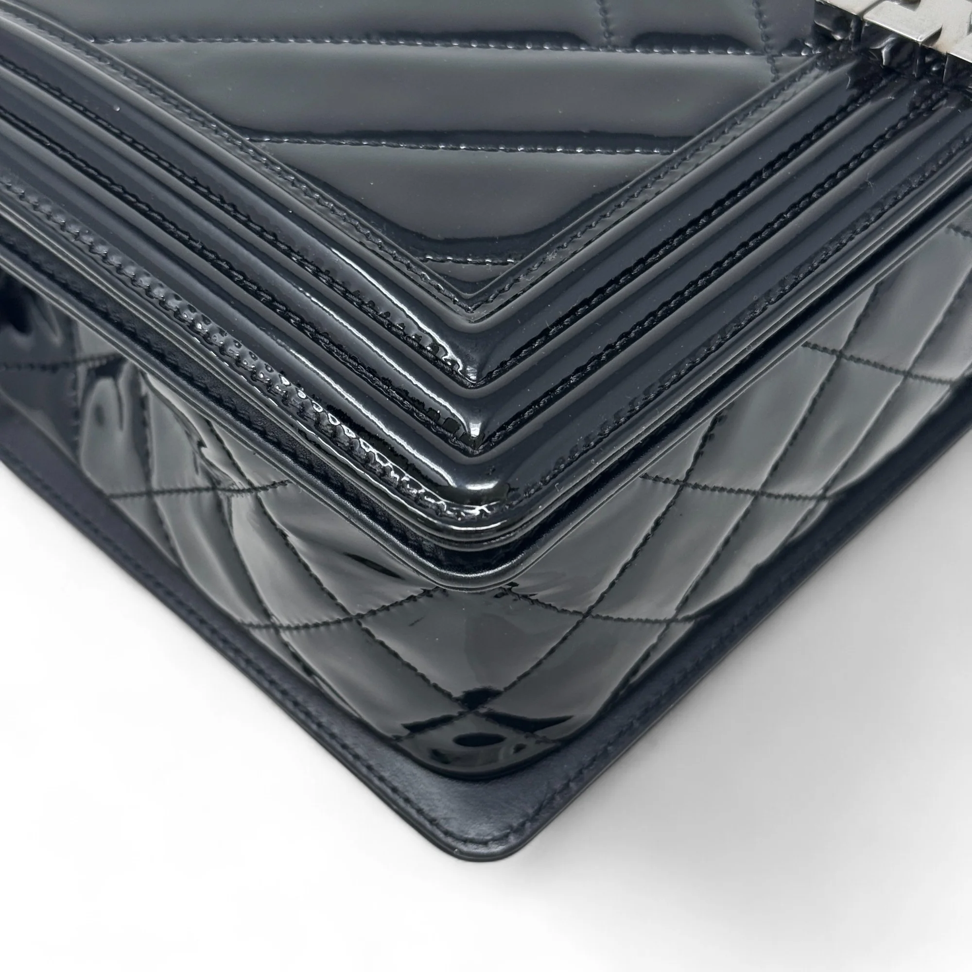 Chanel Black Patent Medium Boy Bag - Image 8