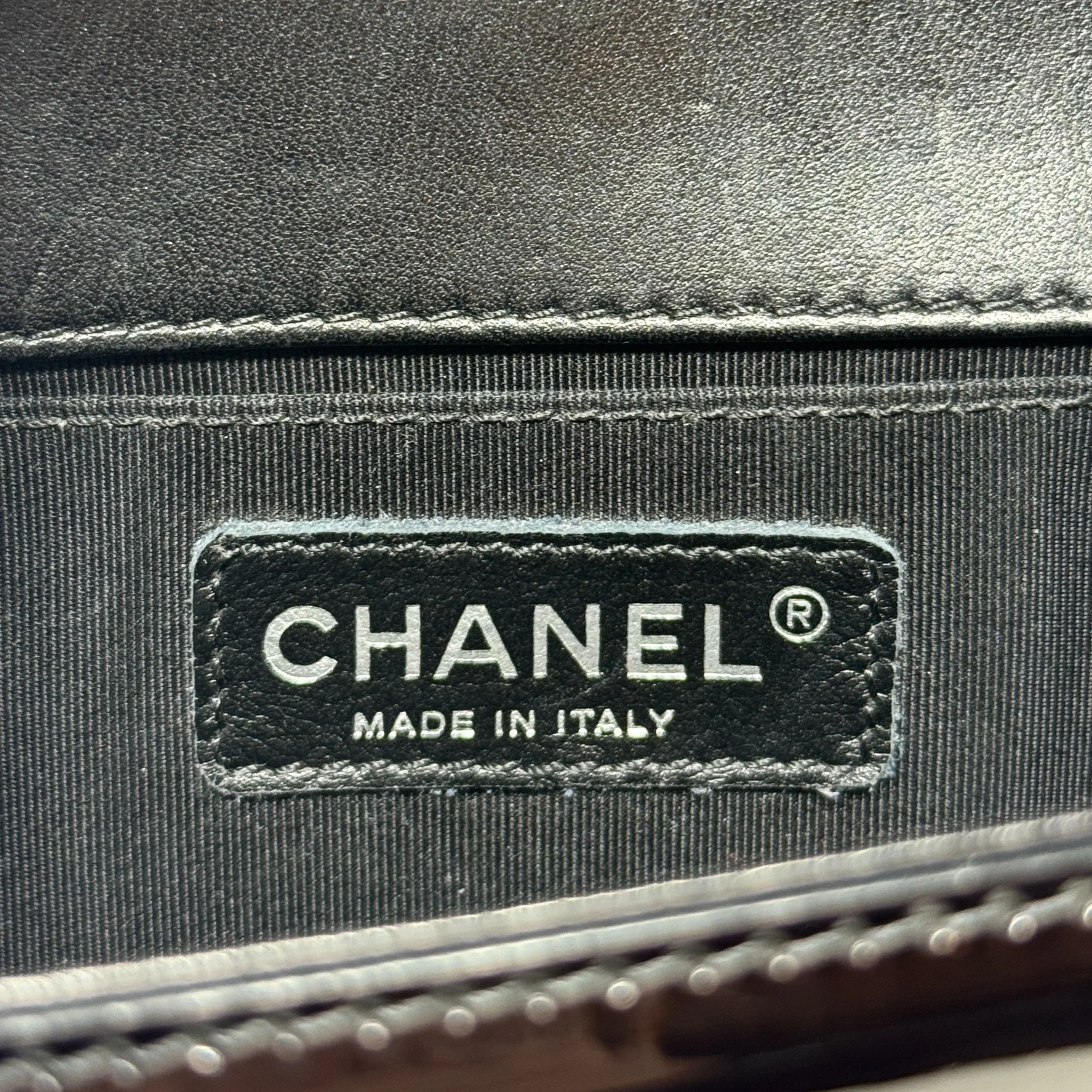 Chanel Black Patent Small Boy Bag - Image 13