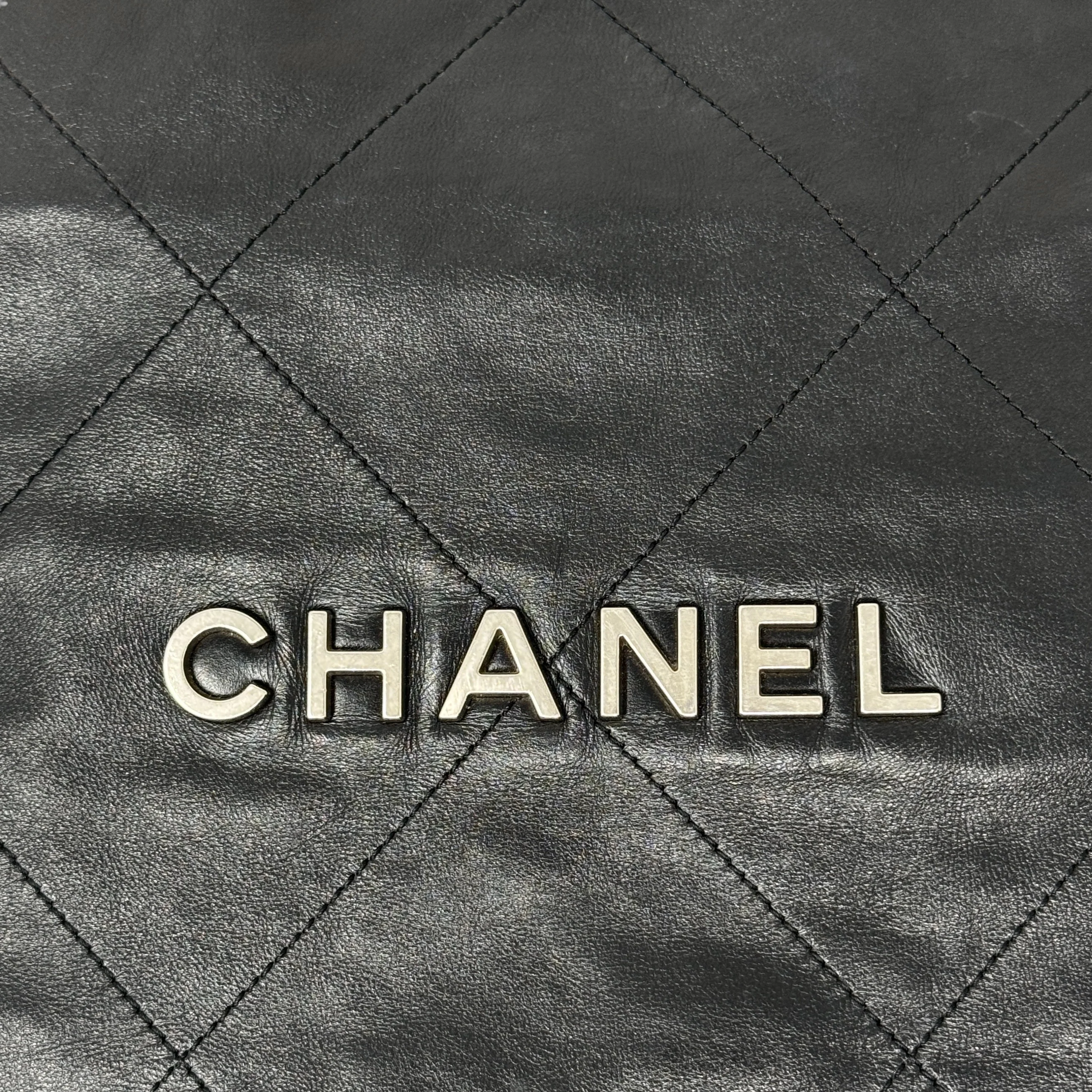 Chanel Black Small 22 Hobo With Pouch - Image 11