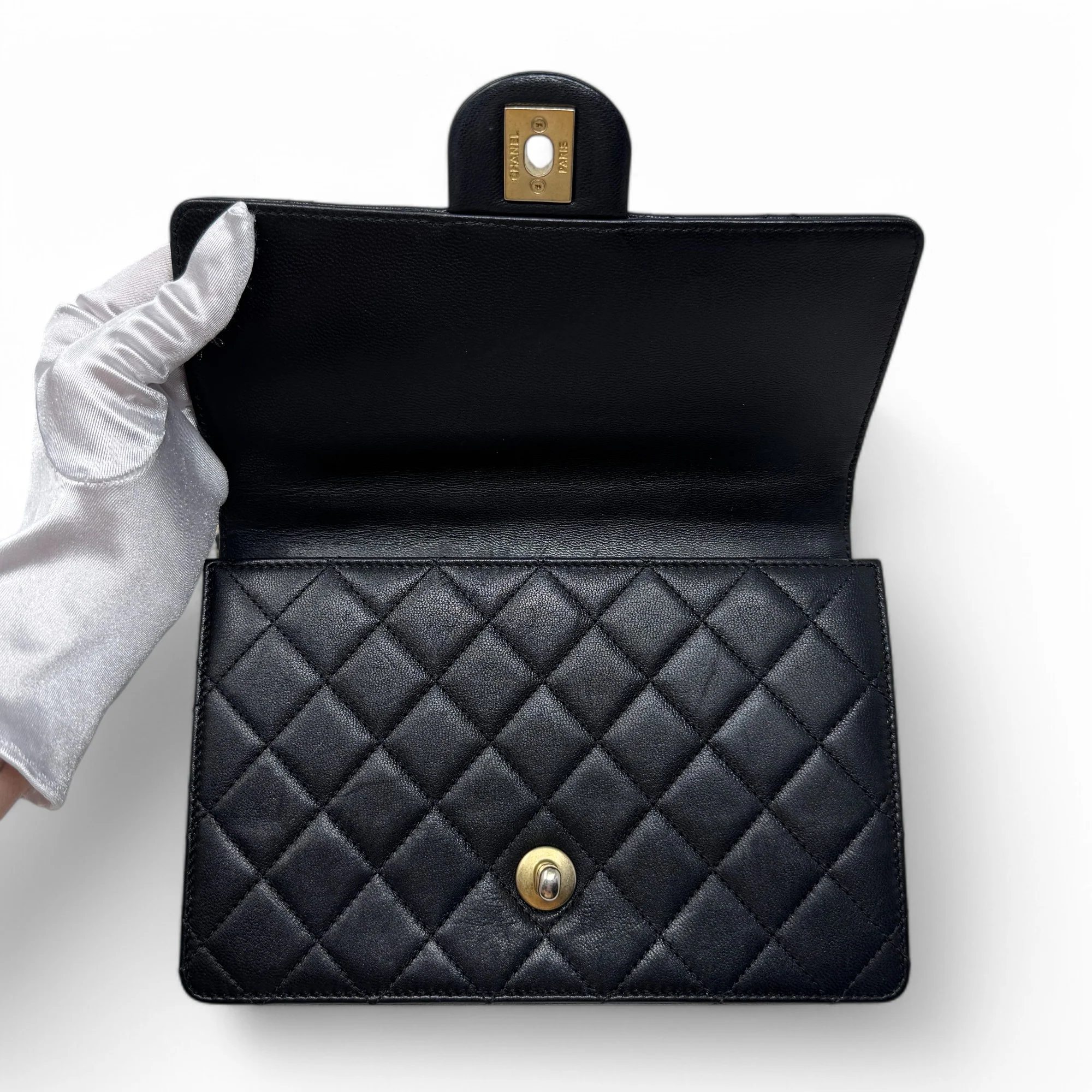 Chanel Black Small Chic Pearl Flap - Image 11