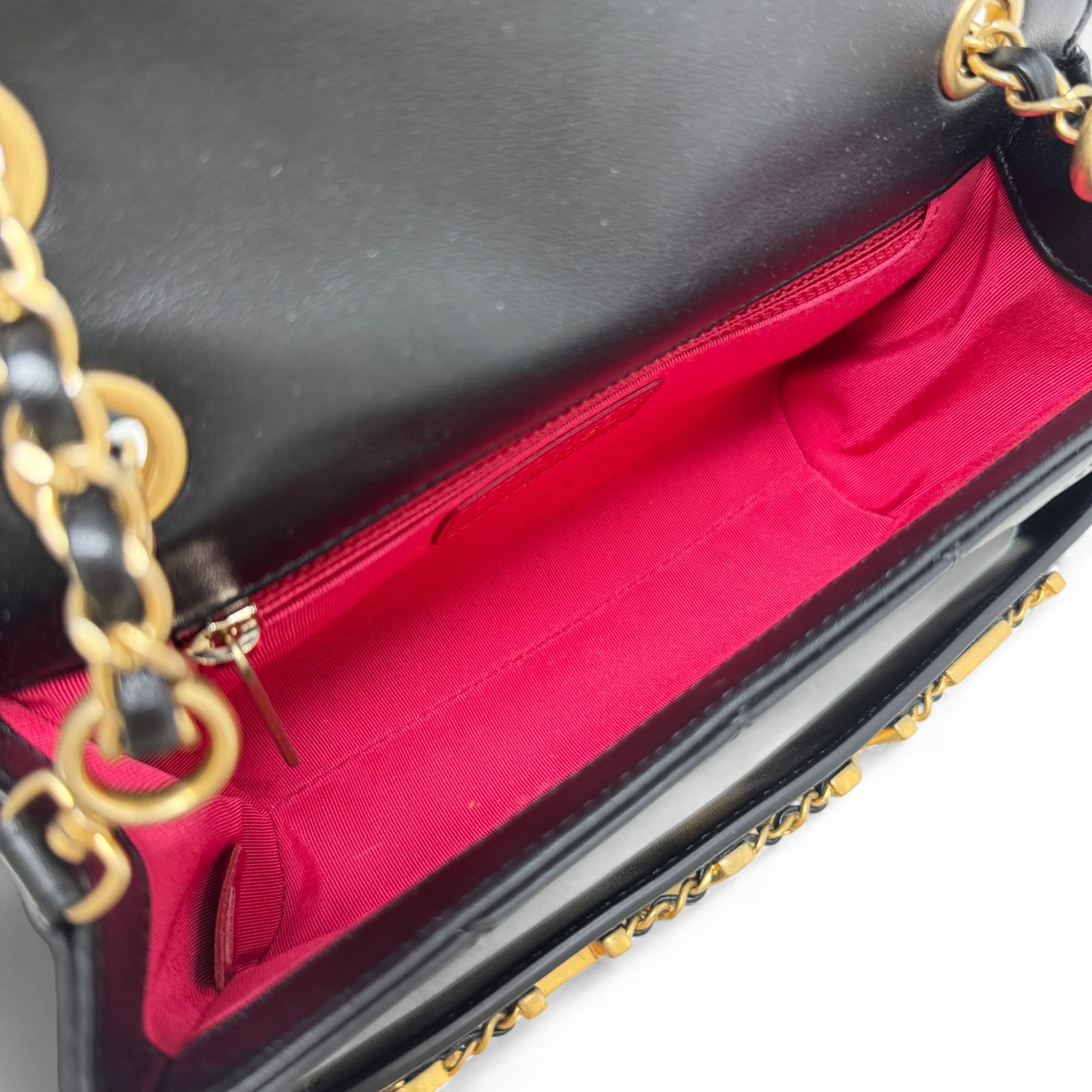 Chanel Black Small Enchained Bag - Image 12