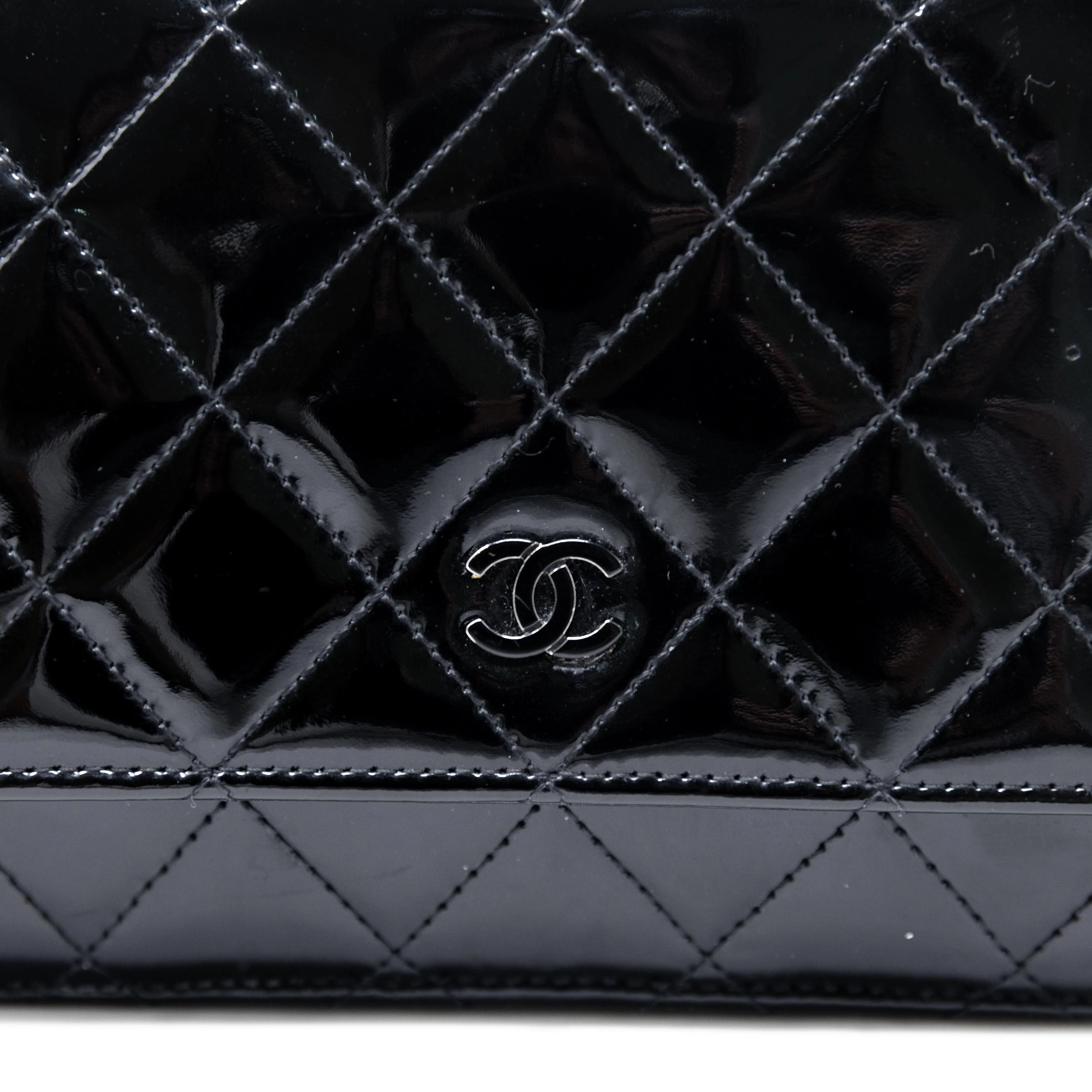 Chanel Black Patent Wallet On Chain - Image 11