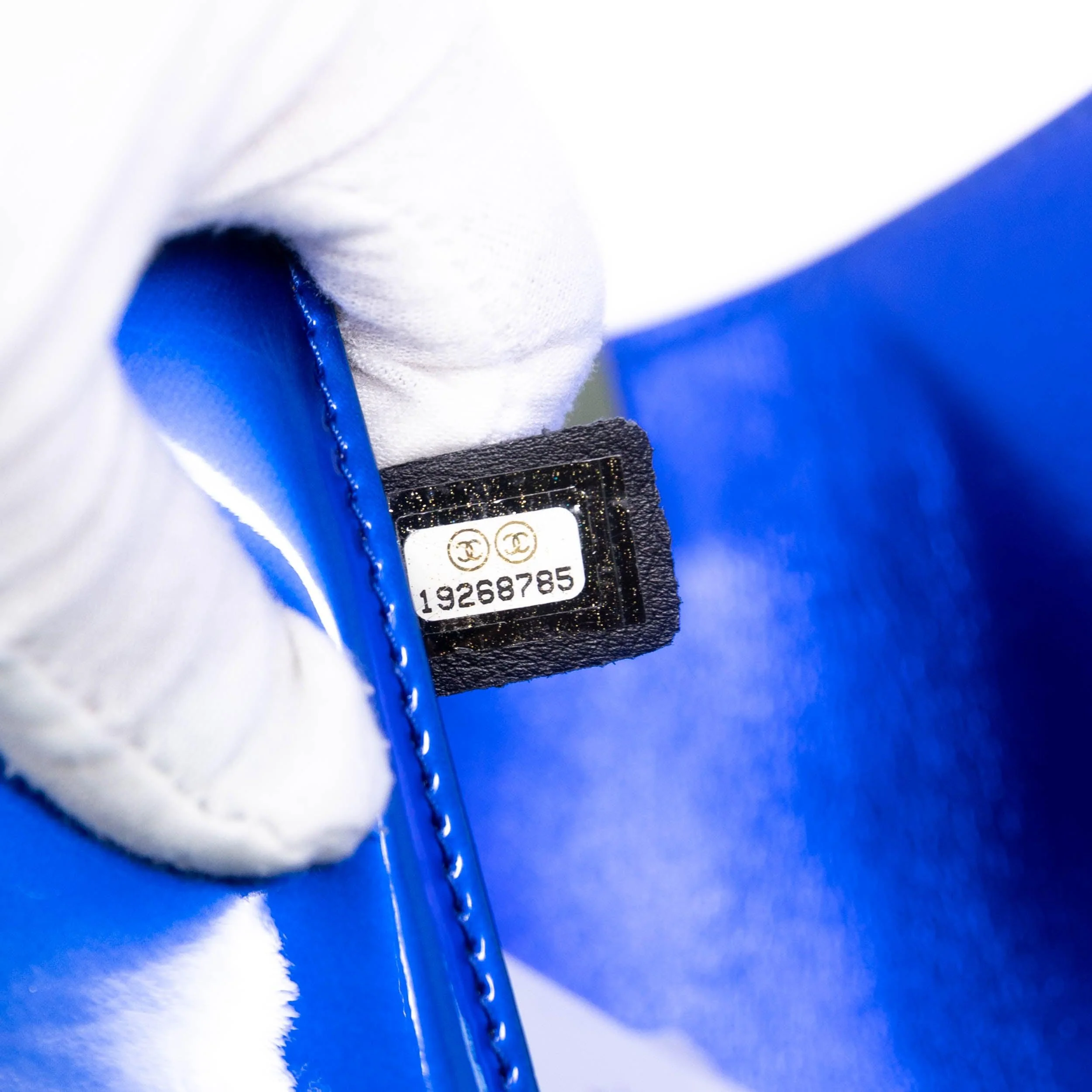 Chanel Blue Patent Small Boy Bag - Image 12