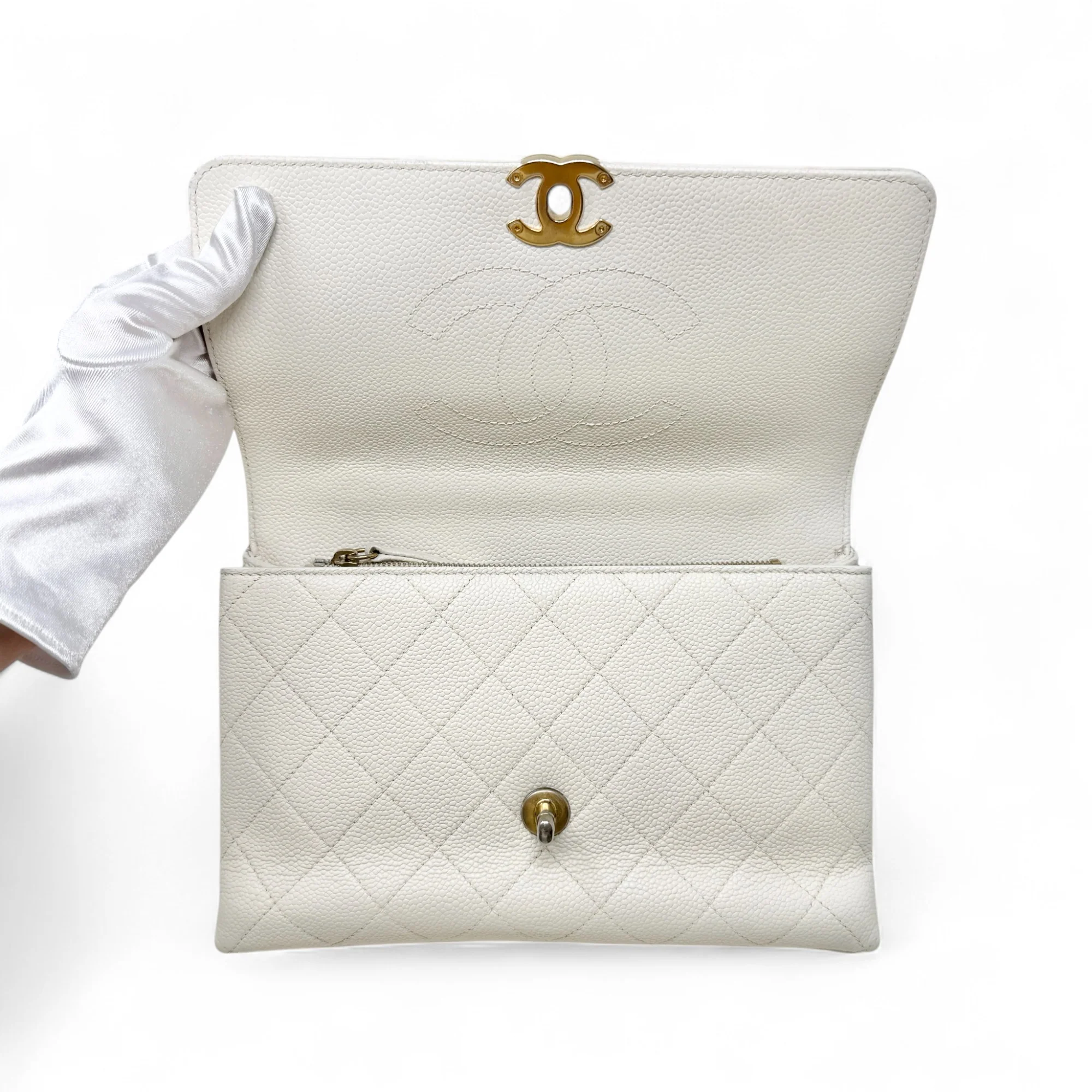 Chanel Cream Medium Chic Affinity Flap - Image 11
