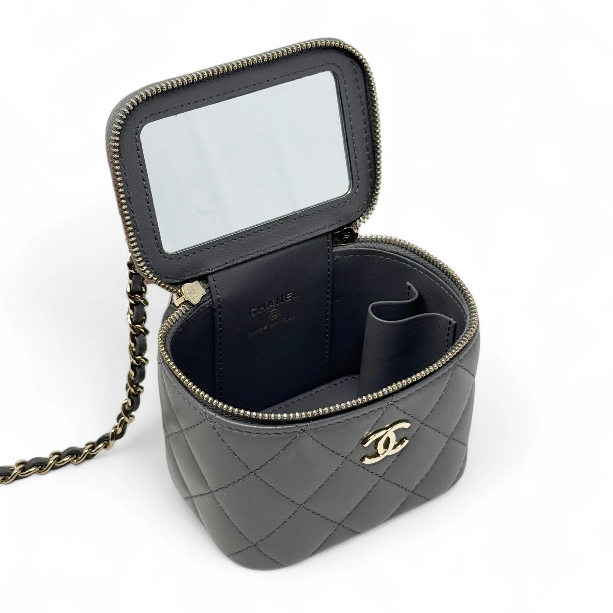 Chanel Grey Mini Vanity Case With Chain - Image 13