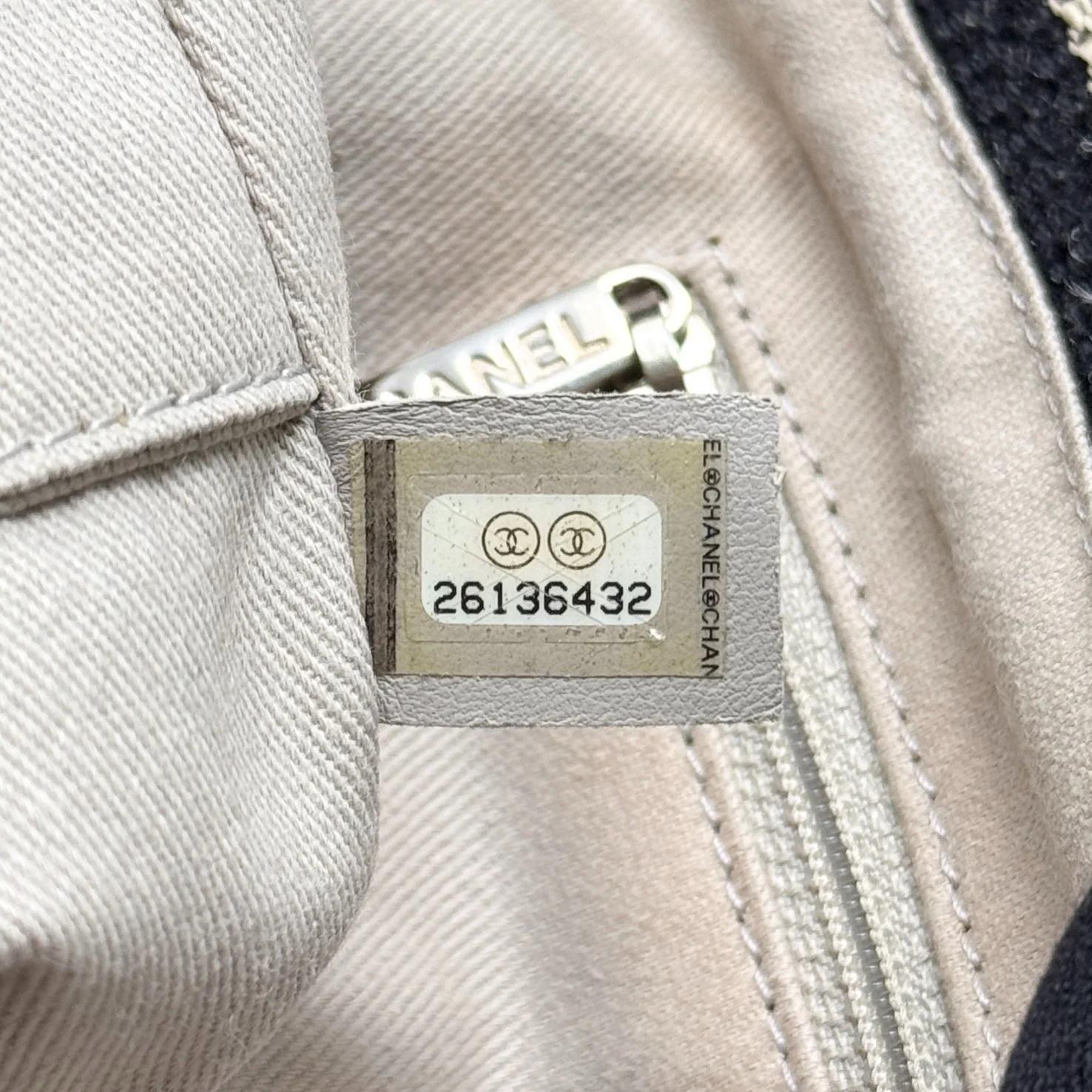 Chanel Black Small Deauville Tote - Image 12