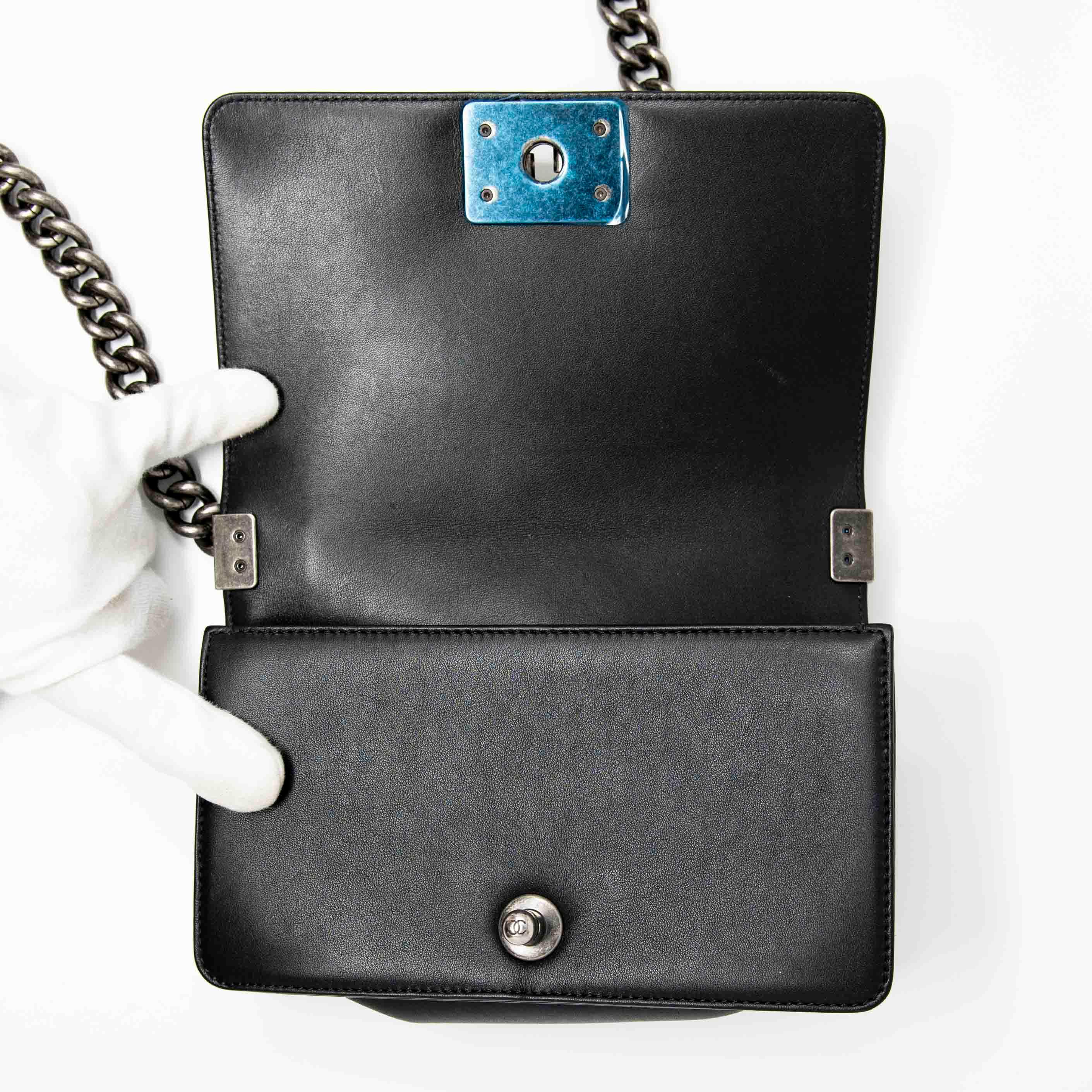 Chanel Multicolour Tweed Small Boy Bag - Image 8