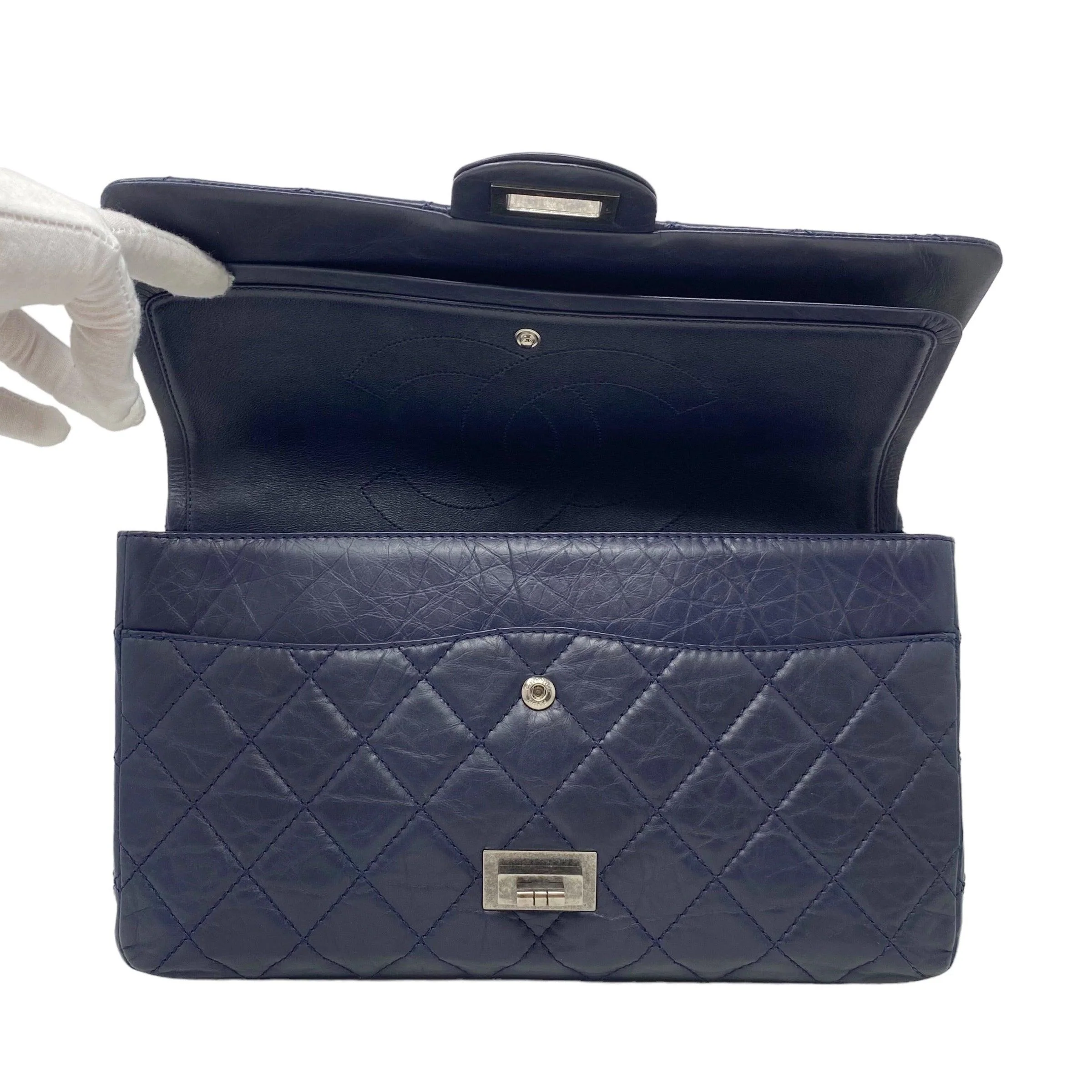 Chanel Navy Crinkled Calfskin 2.55 Reissue 227 - Image 6
