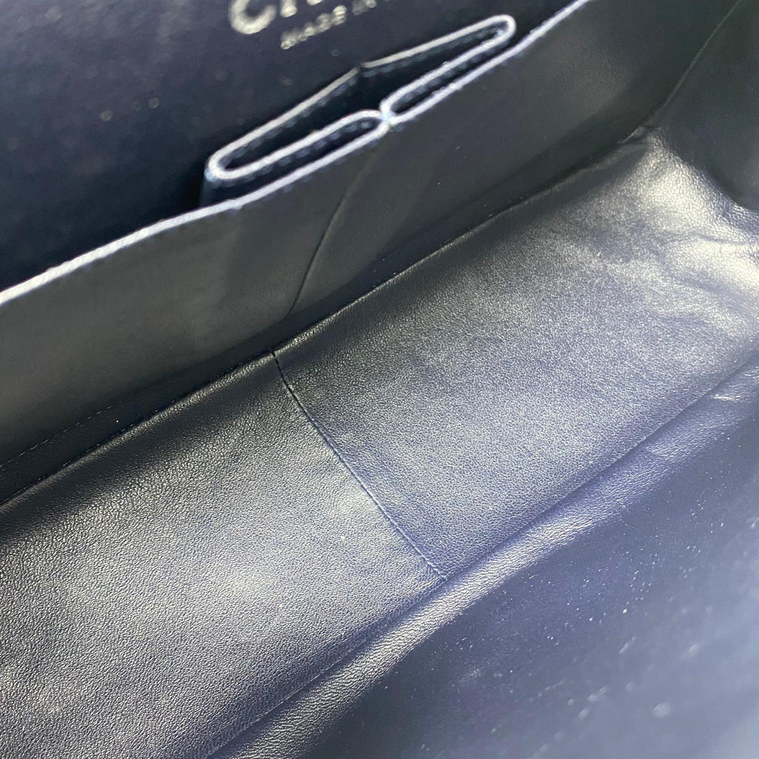 Chanel Navy Crinkled Calfskin 2.55 Reissue 227 - Image 7