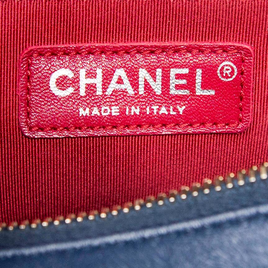 Chanel Navy Blue Medium Gabrielle Hobo - Image 12