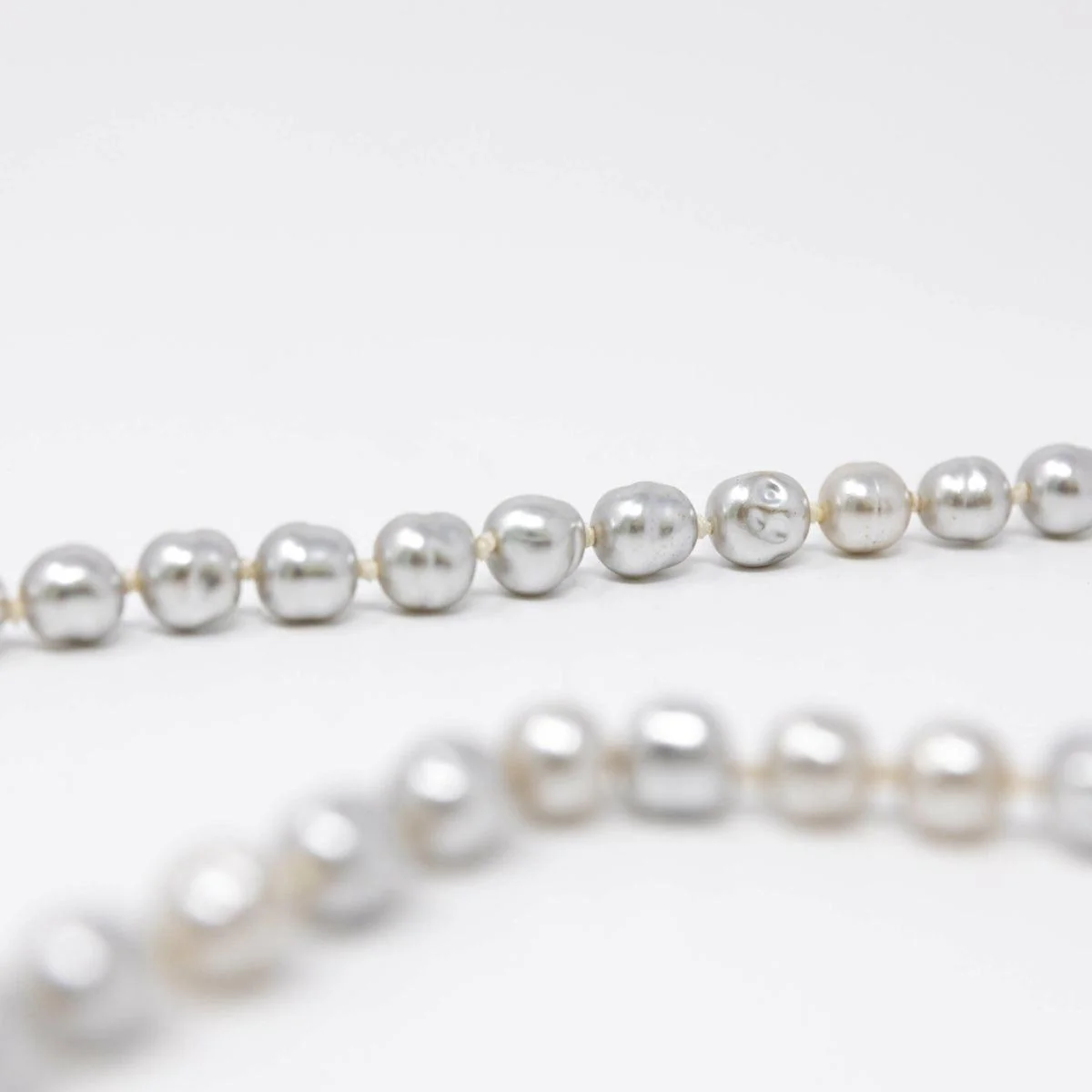 Chanel Pearl Long Necklace - Image 6