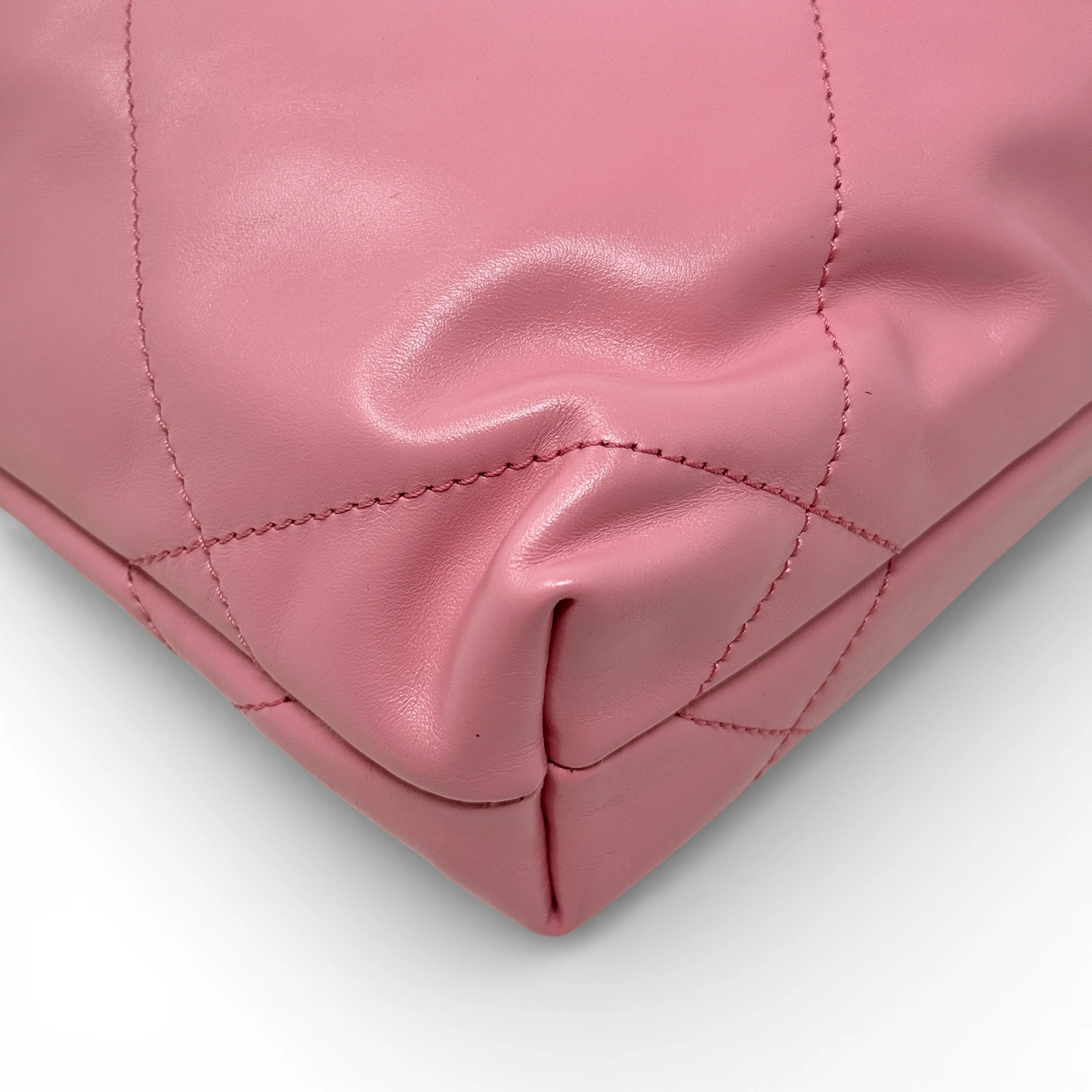 Chanel Pink Mini 22 Hobo - Image 9