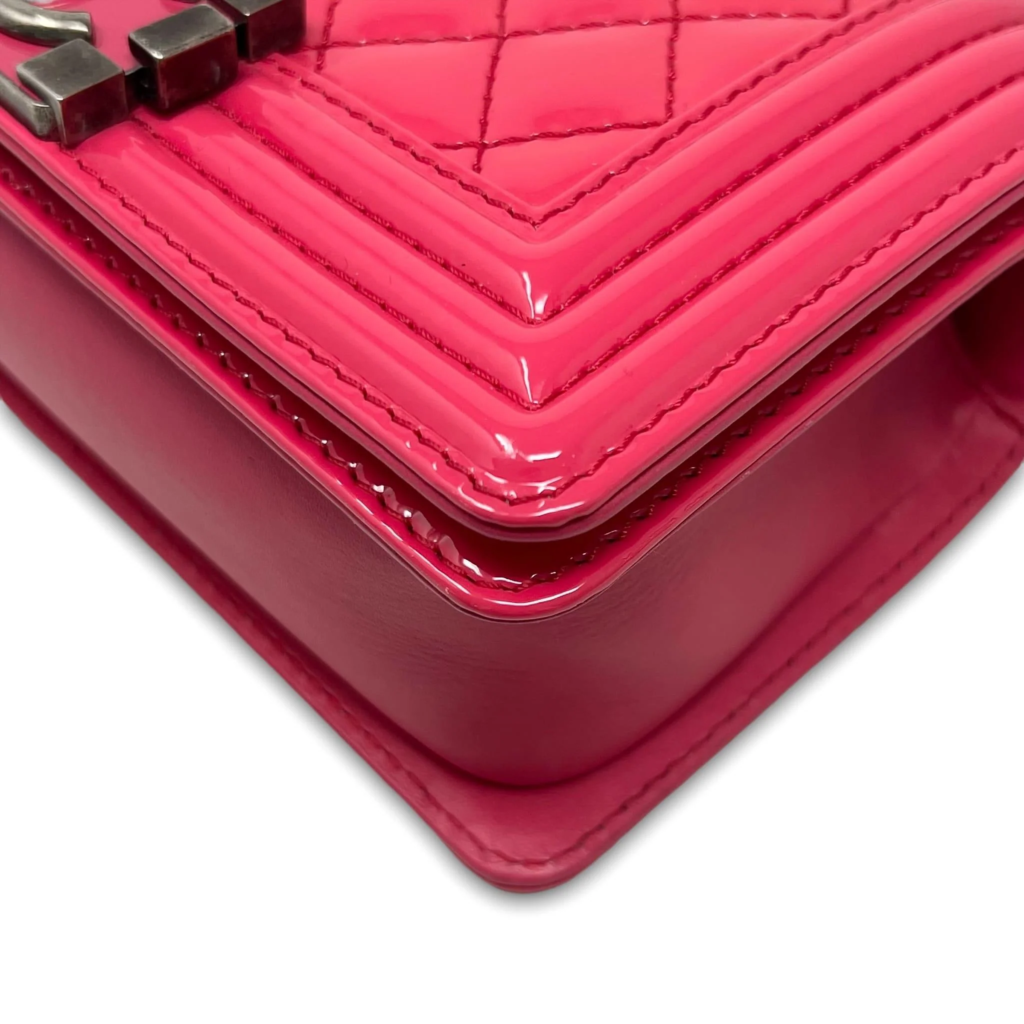 Chanel Pink Patent Small Boy Bag - Image 9