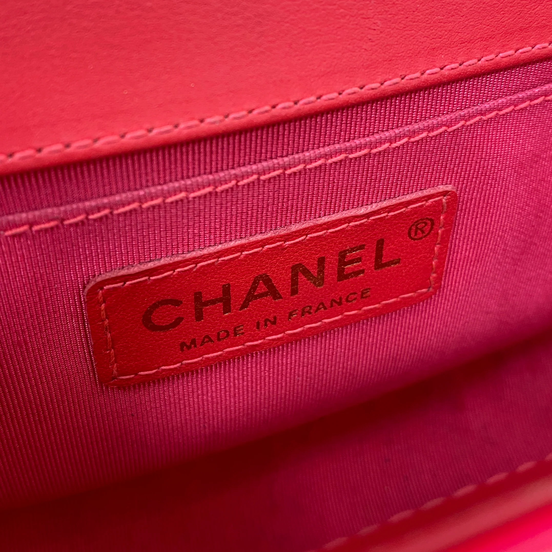 Chanel Pink Patent Small Boy Bag - Image 12