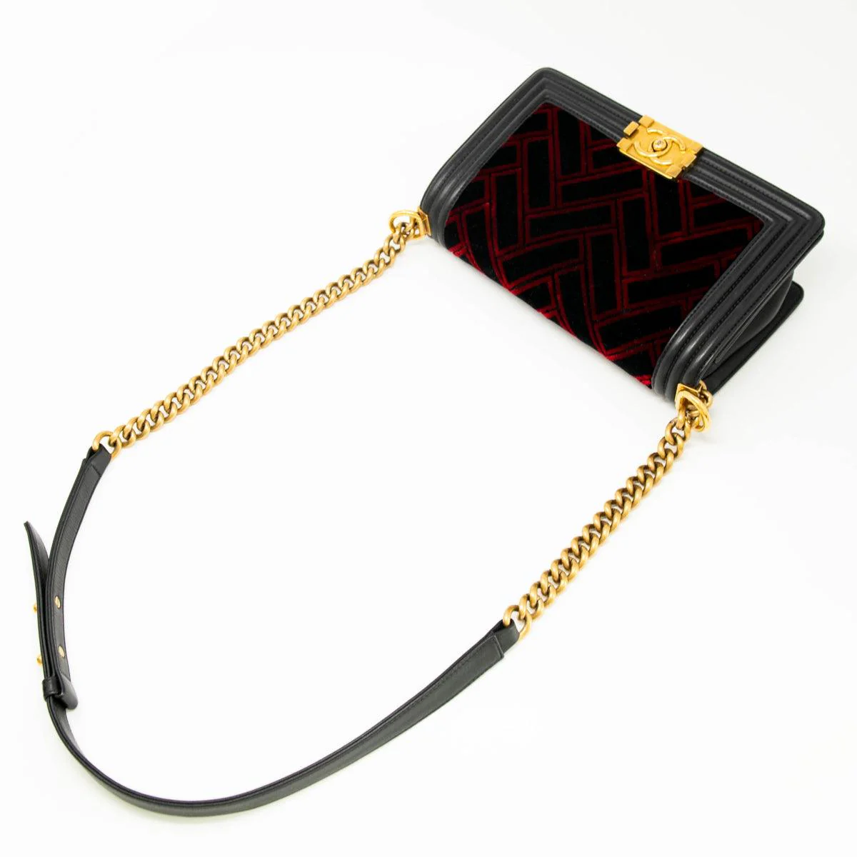 Chanel Red/Black Velvet Medium Boy Bag - Image 14