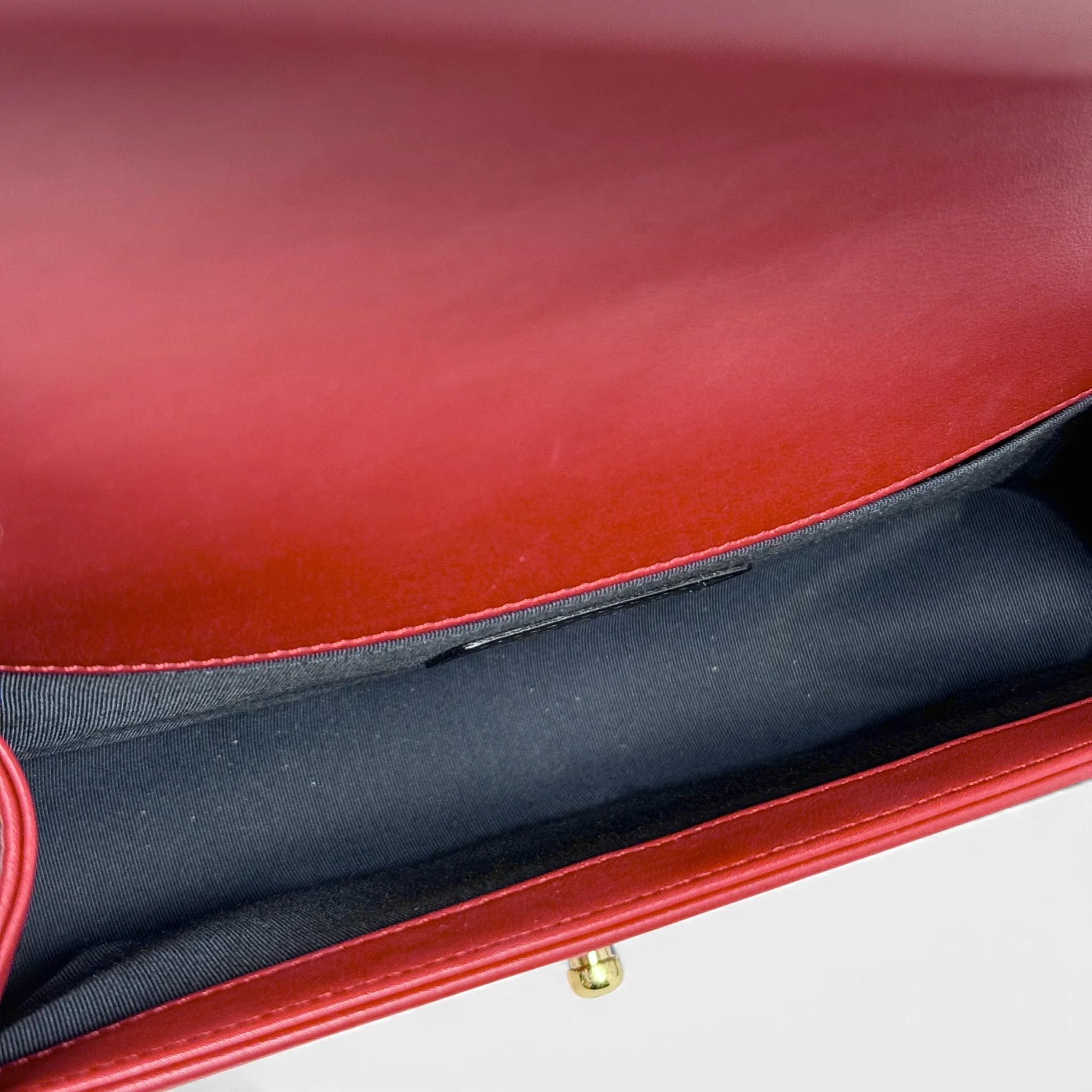 Chanel Red Chevron Medium Boy Bag - Image 7