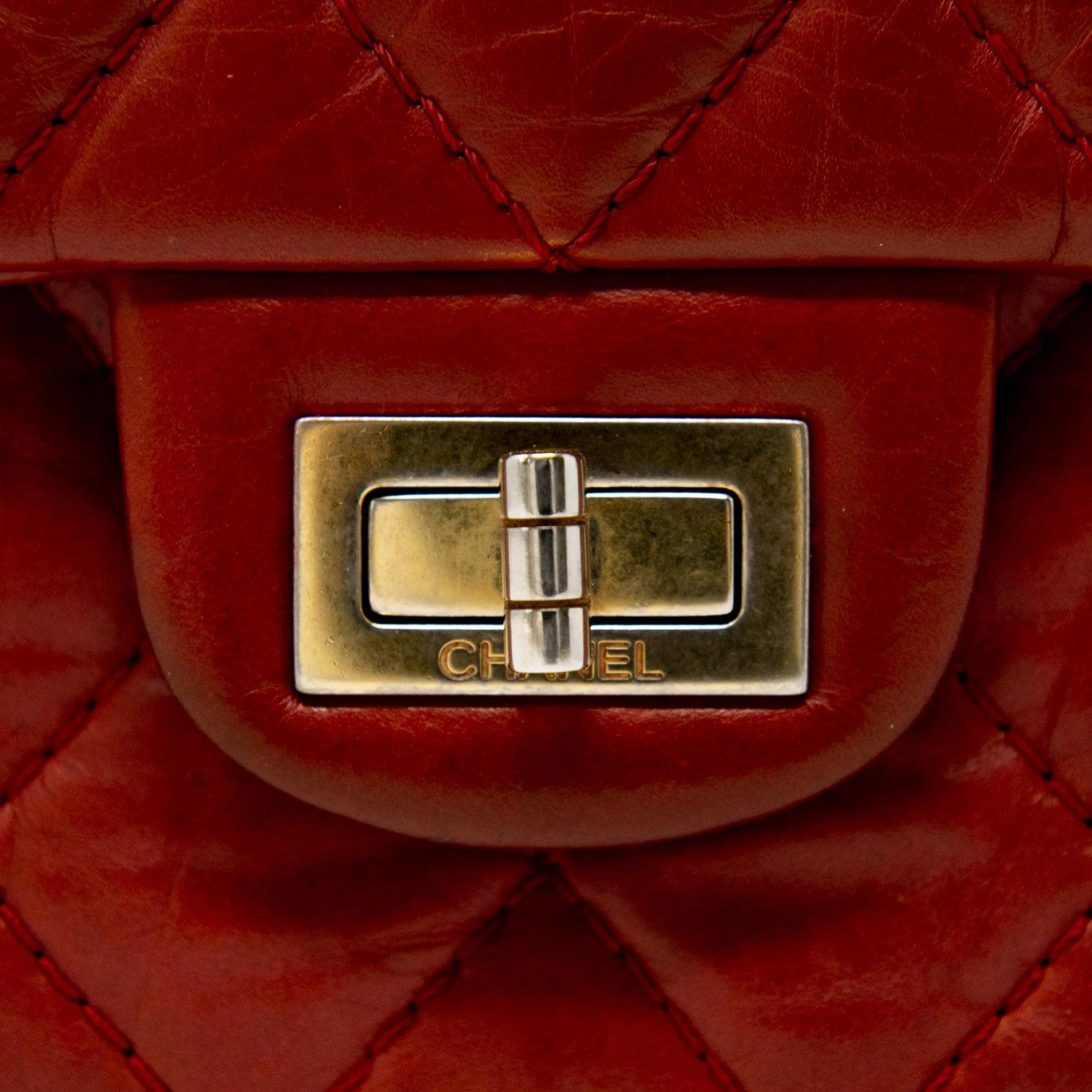 Chanel Red Calfskin 2.55 Reissue 266 - Image 5