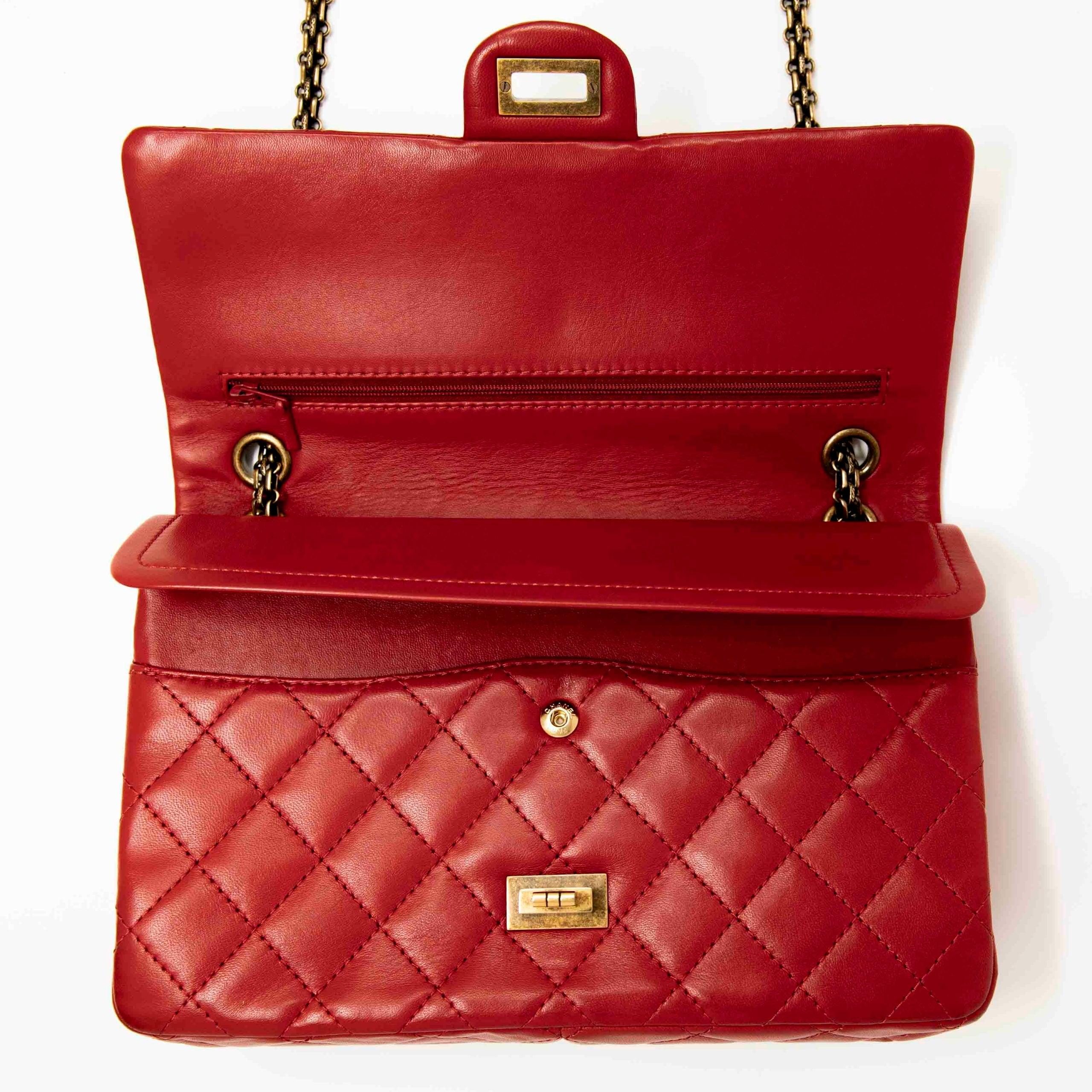Chanel Red Lambskin 2.55 Reissue 226 - Image 11