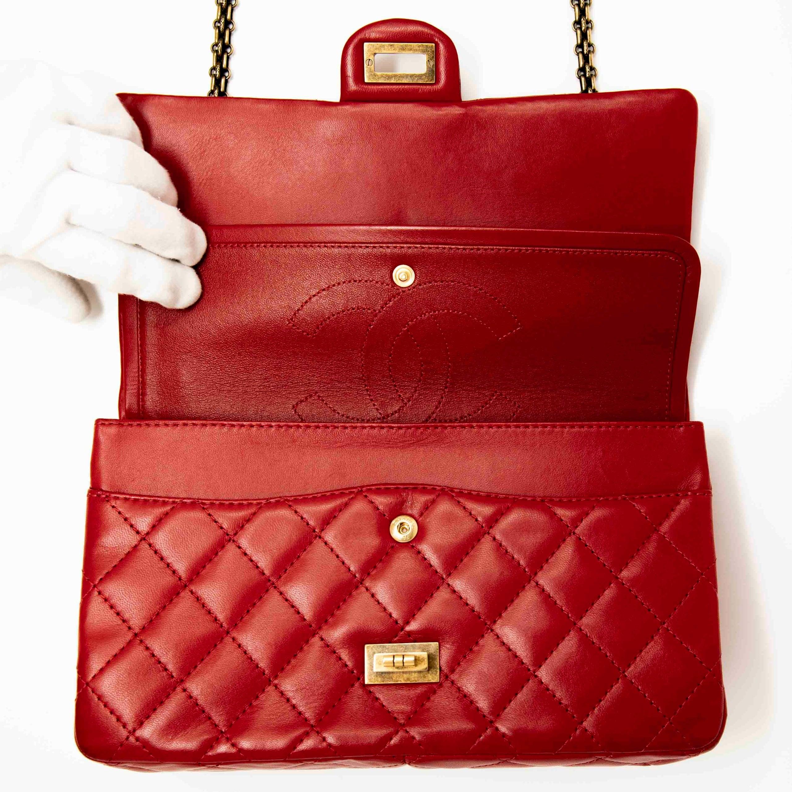 Chanel Red Lambskin 2.55 Reissue 226 - Image 12