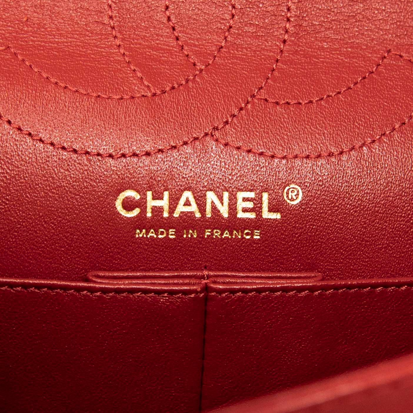 Chanel Red Lambskin 2.55 Reissue 226 - Image 14
