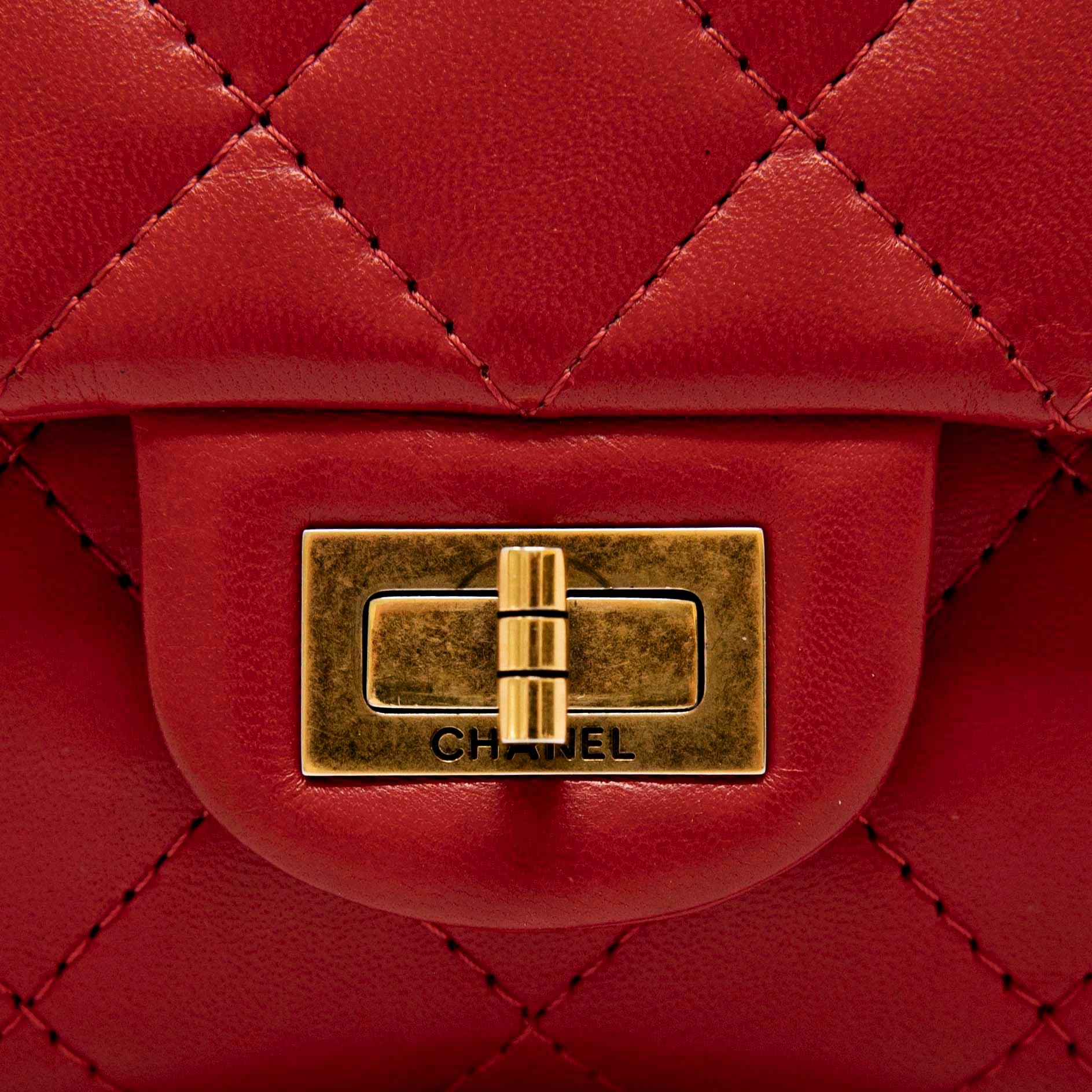 Chanel Red Lambskin 2.55 Reissue 226 - Image 5